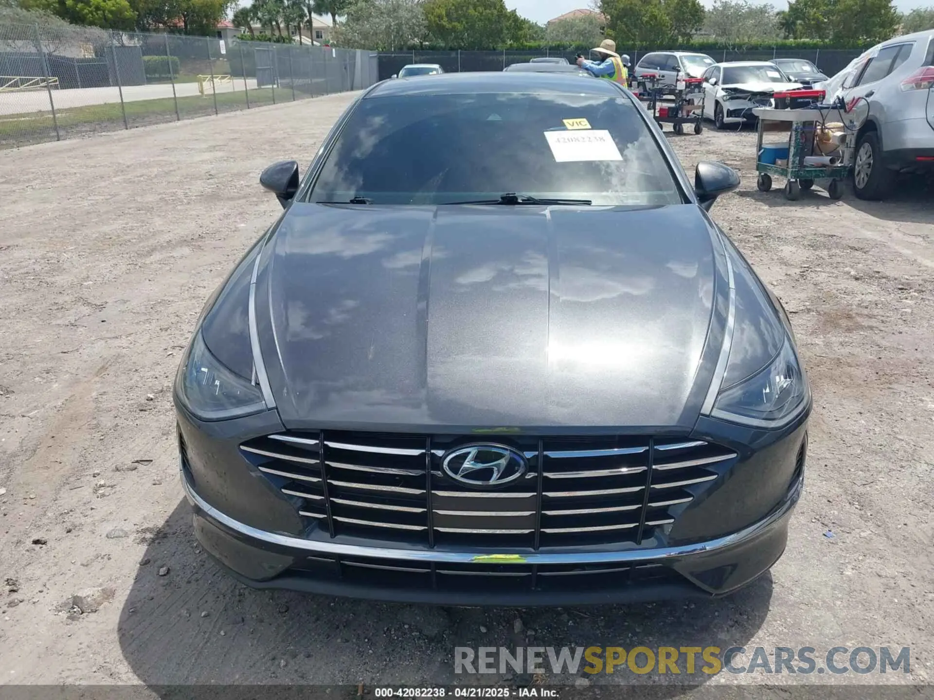 12 fotografías del automóvil dañado 5NPEG4JA6MH105036 HYUNDAI SONATA 2021