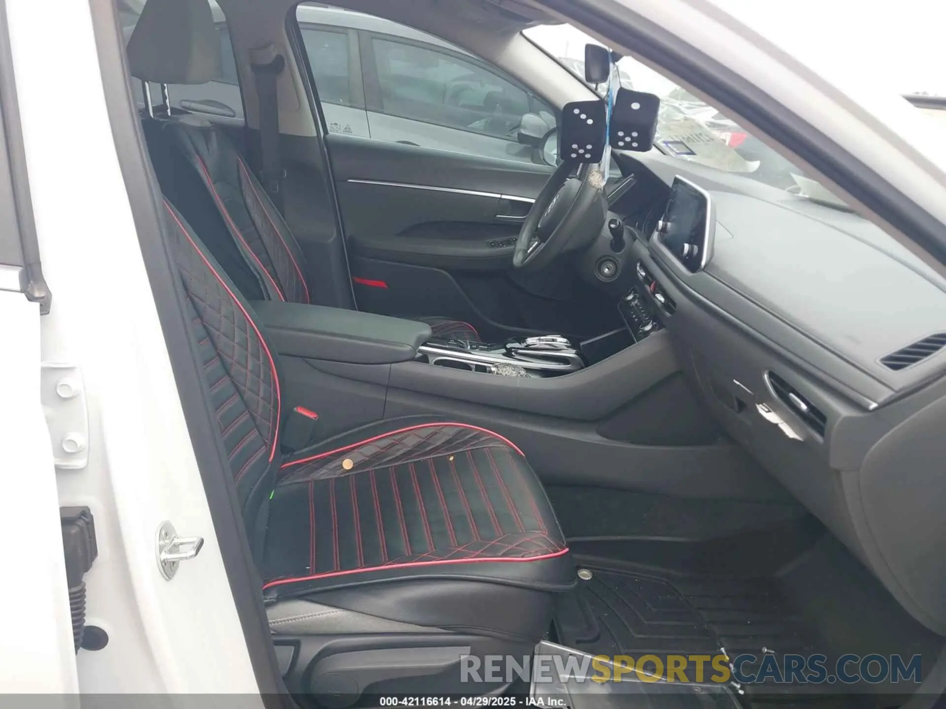 5 fotografías del automóvil dañado 5NPEG4JA6MH131152 HYUNDAI SONATA 2021