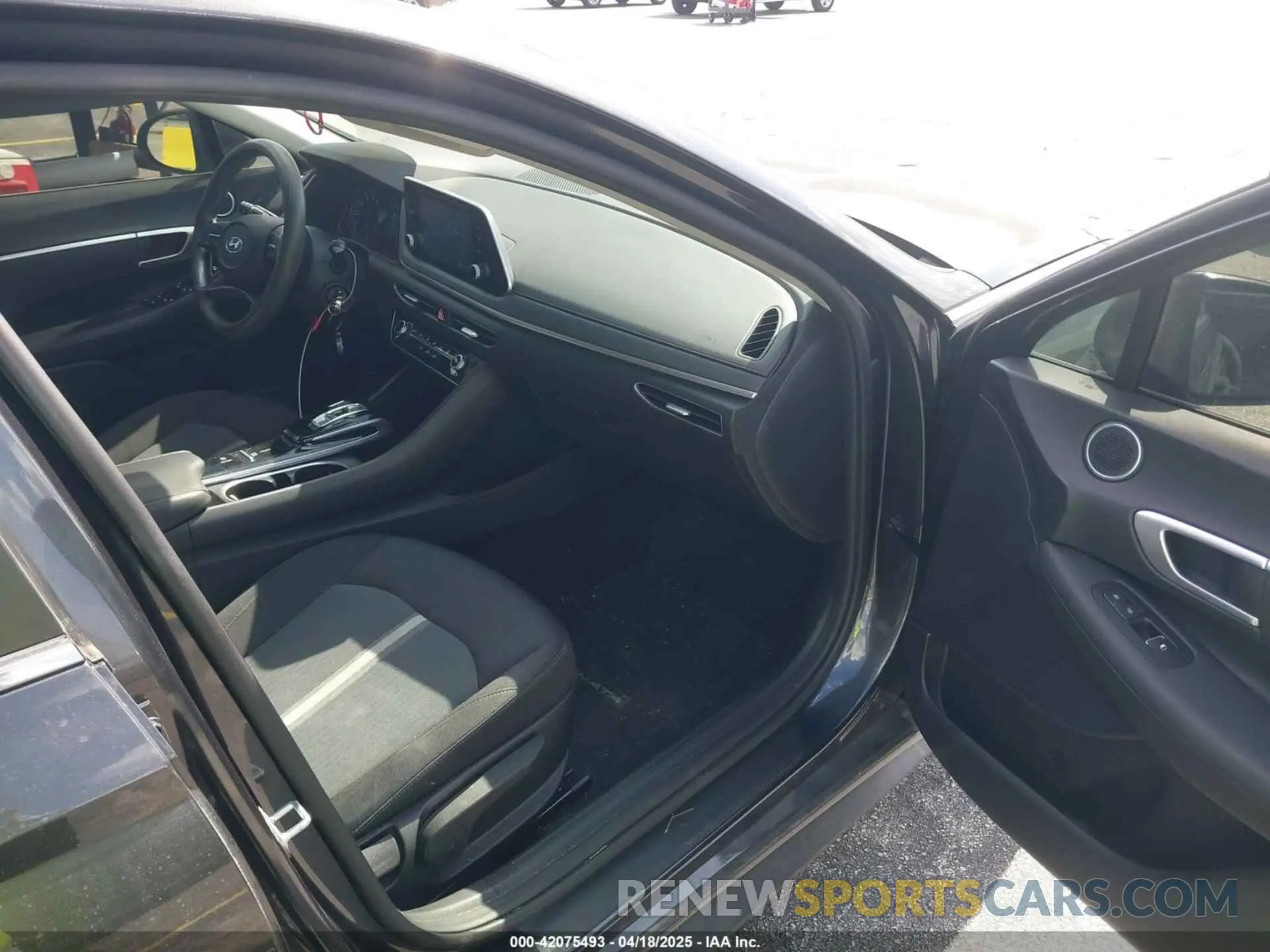5 fotografías del automóvil dañado 5NPEG4JA7MH119429 HYUNDAI SONATA 2021