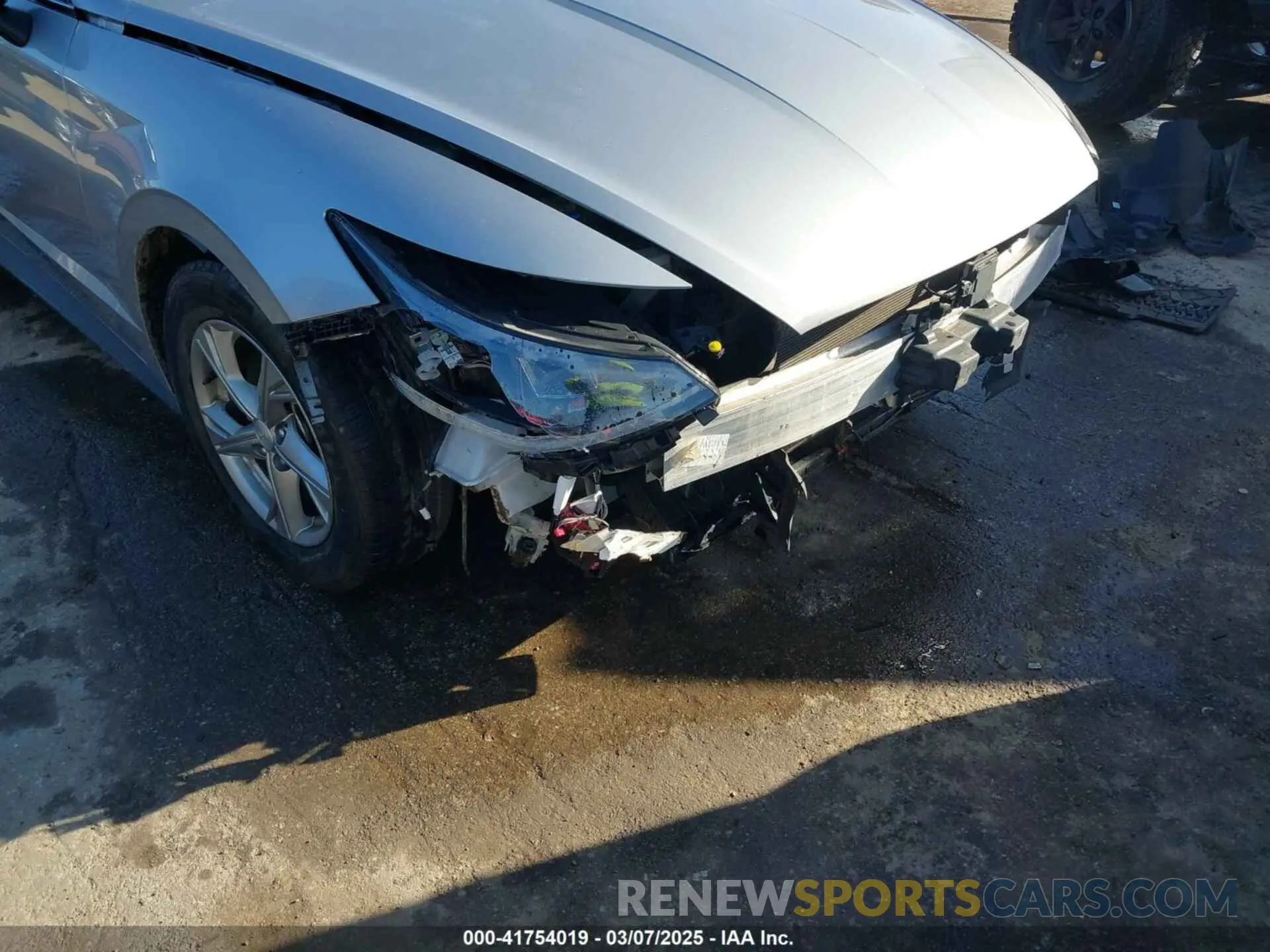 18 fotografías del automóvil dañado 5NPEG4JA8MH074923 HYUNDAI SONATA 2021