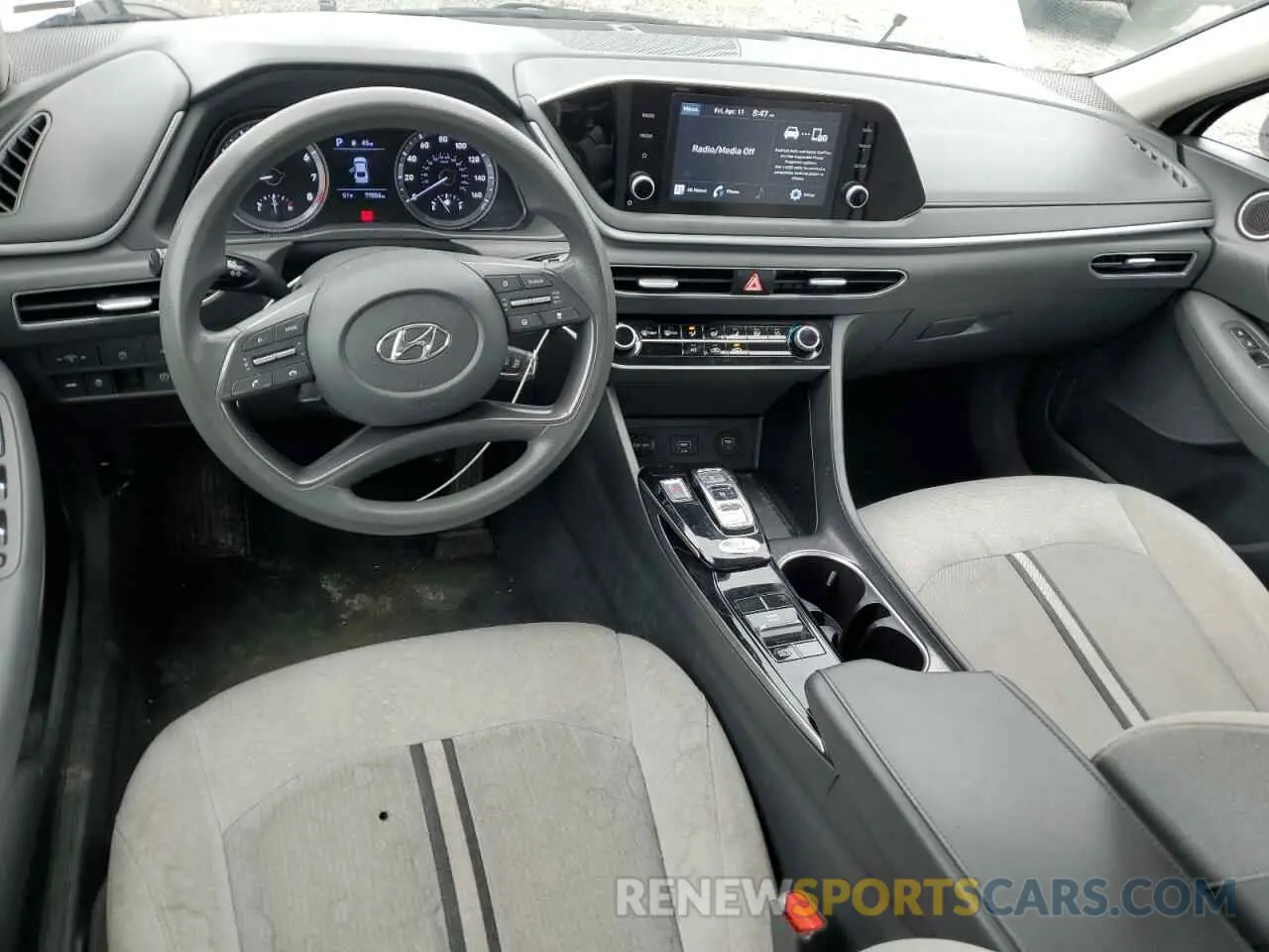 8 fotografías del automóvil dañado 5NPEG4JA9MH069598 HYUNDAI SONATA 2021