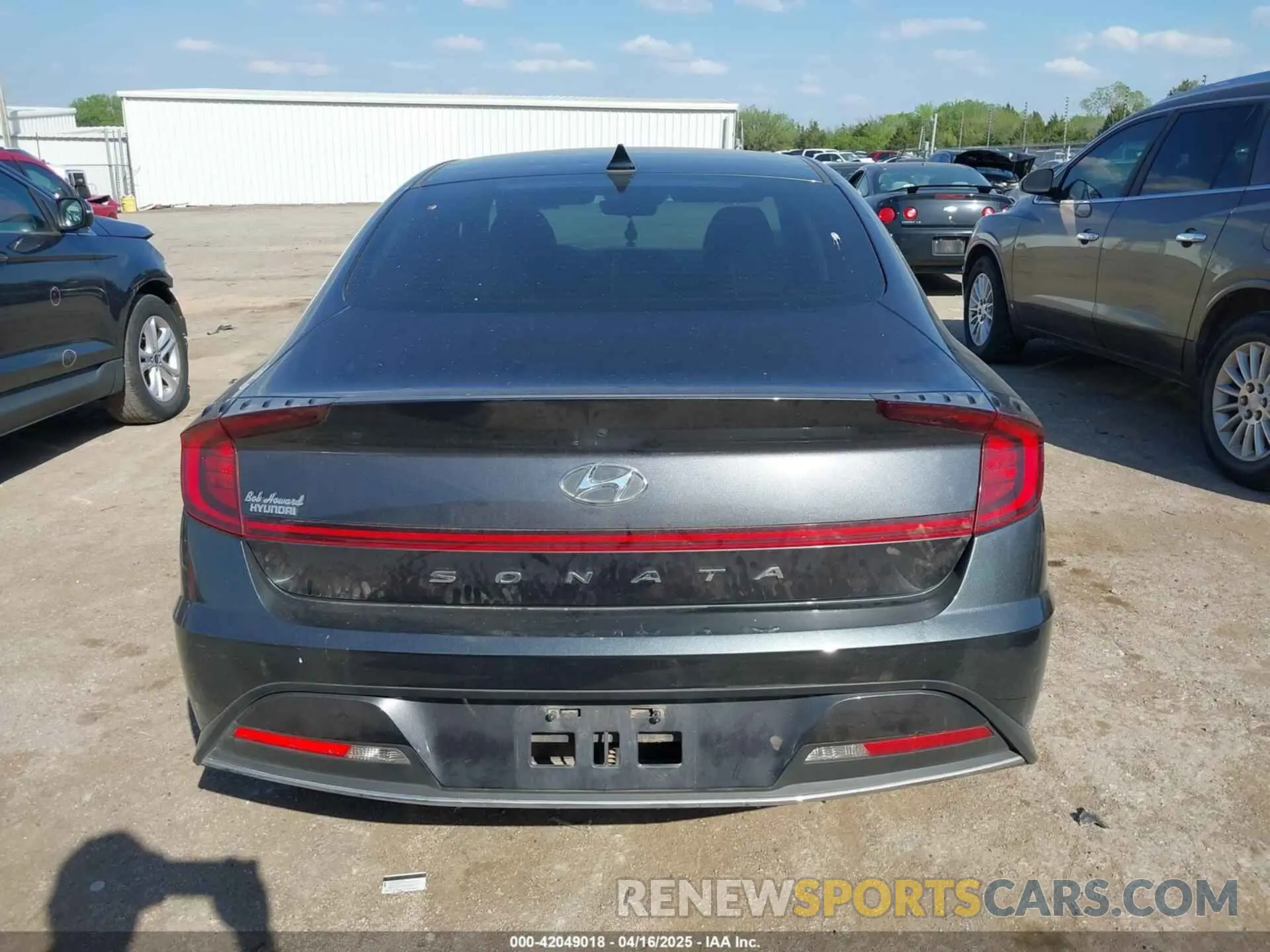 16 fotografías del automóvil dañado 5NPEG4JA9MH113342 HYUNDAI SONATA 2021