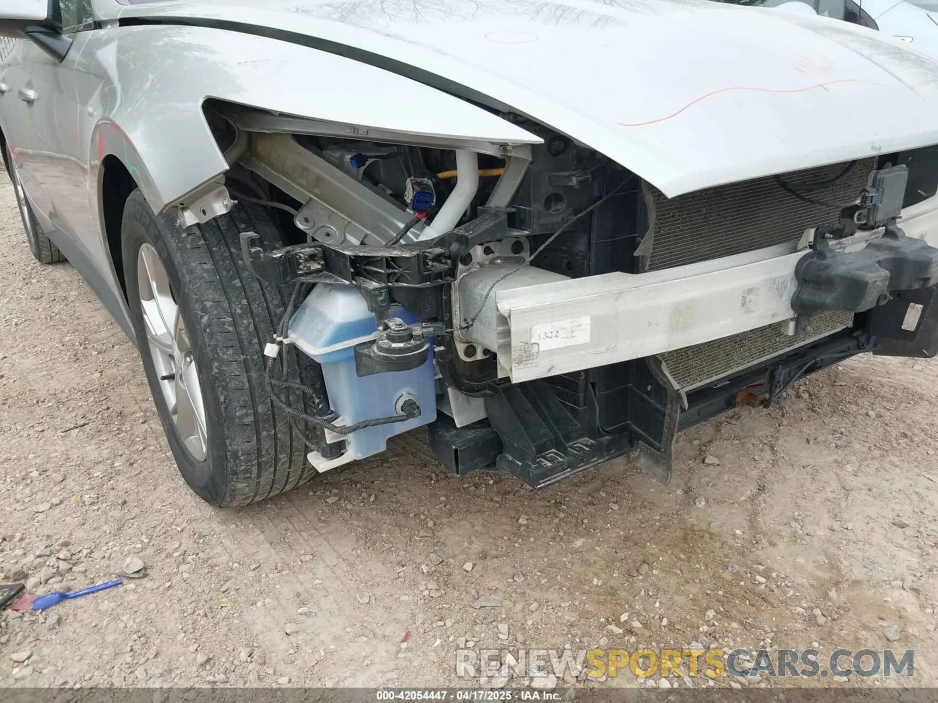 20 fotografías del automóvil dañado 5NPEG4JAXMH070873 HYUNDAI SONATA 2021
