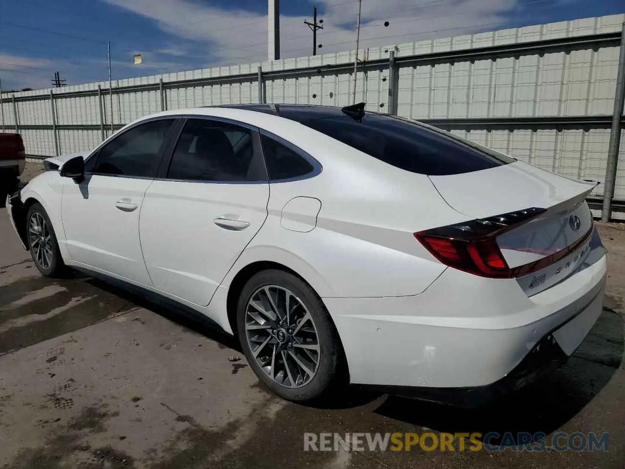 2 fotografías del automóvil dañado 5NPEH4J20MH105930 HYUNDAI SONATA 2021