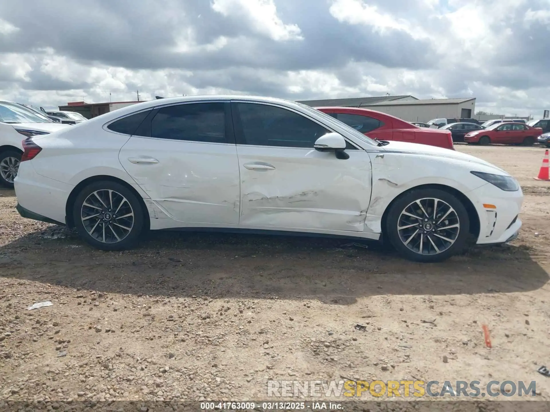 13 fotografías del automóvil dañado 5NPEH4J22MH108148 HYUNDAI SONATA 2021