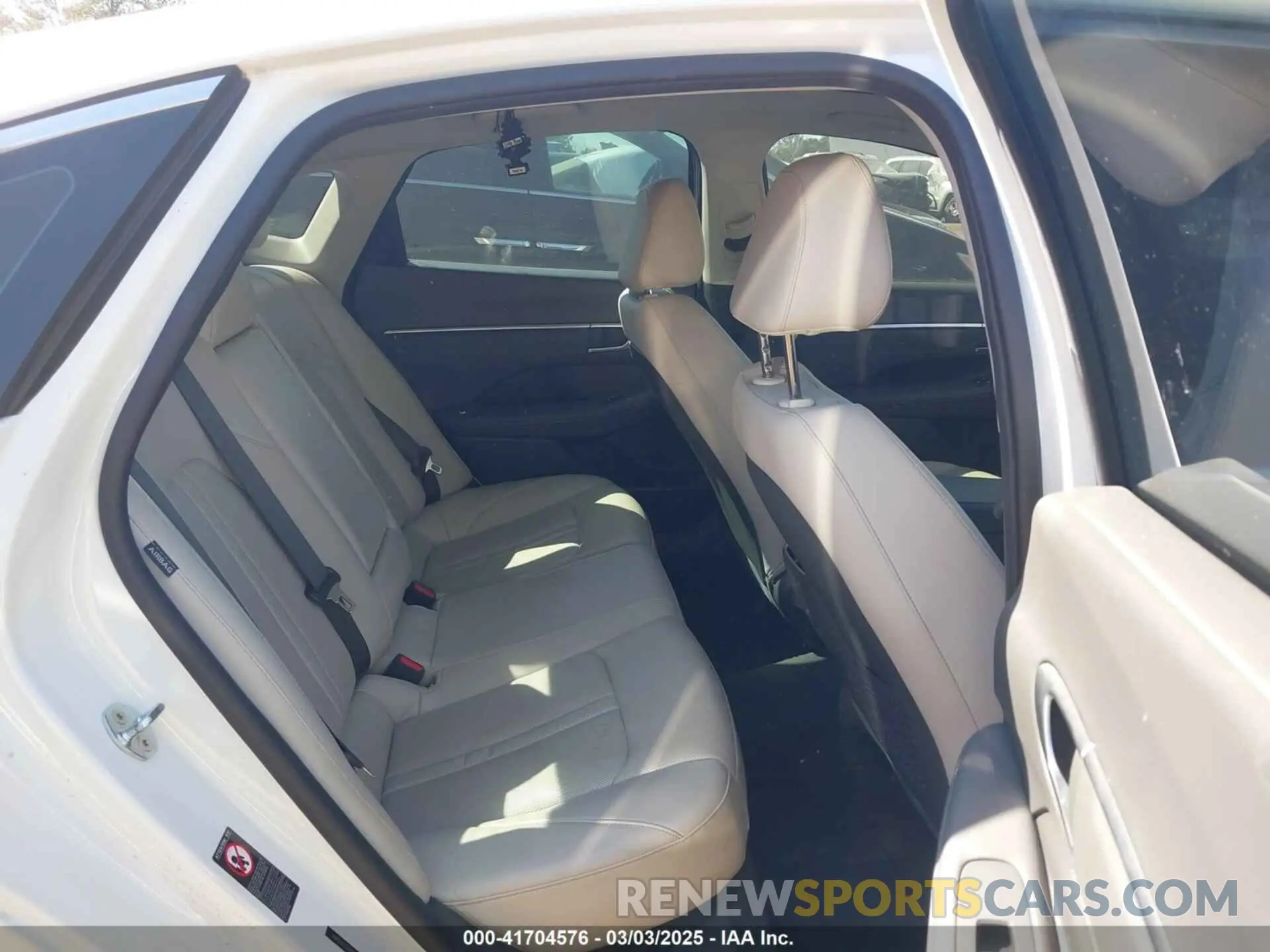 8 fotografías del automóvil dañado 5NPEH4J23MH115934 HYUNDAI SONATA 2021