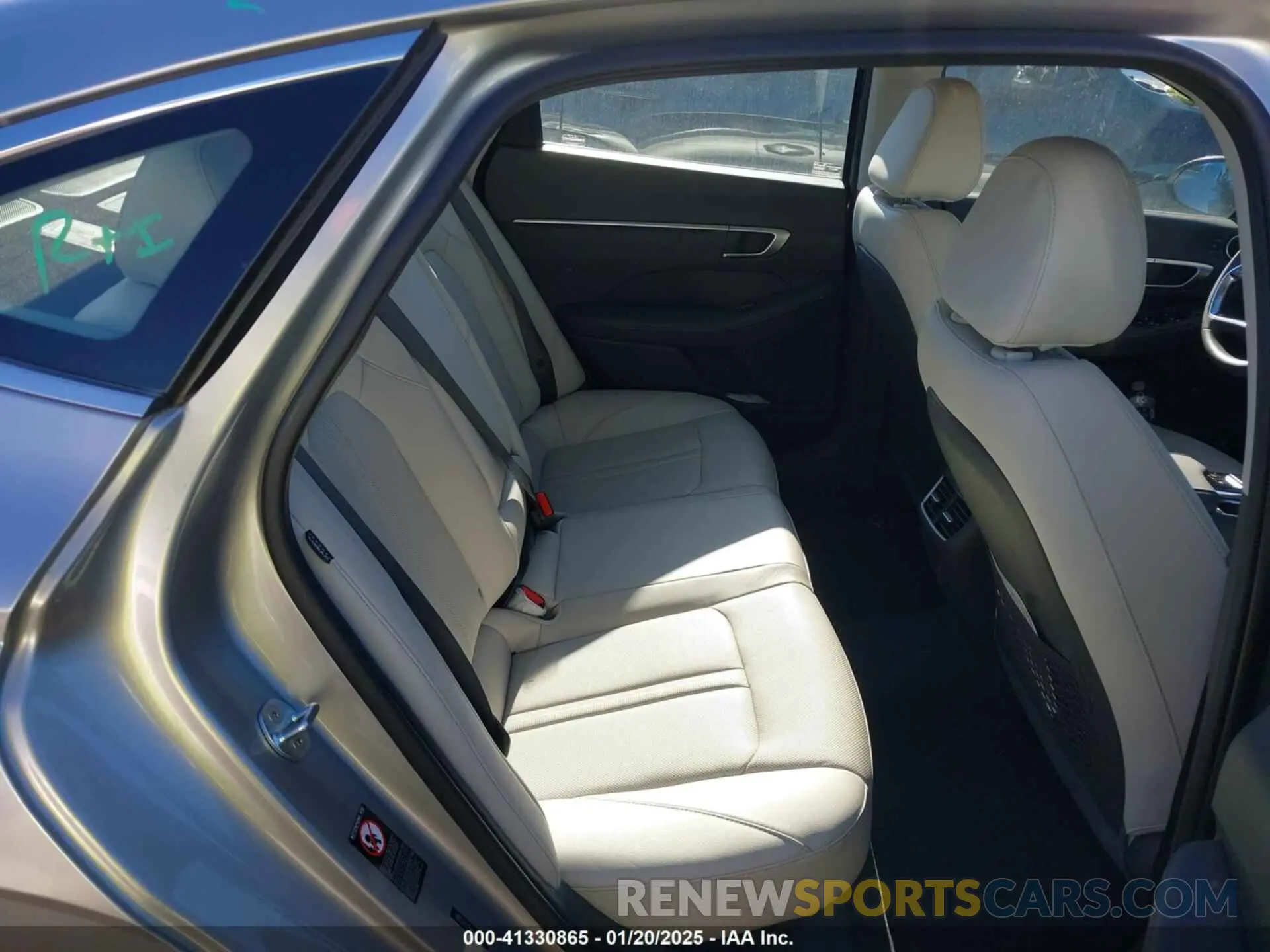 8 fotografías del automóvil dañado 5NPEH4J26MH066194 HYUNDAI SONATA 2021