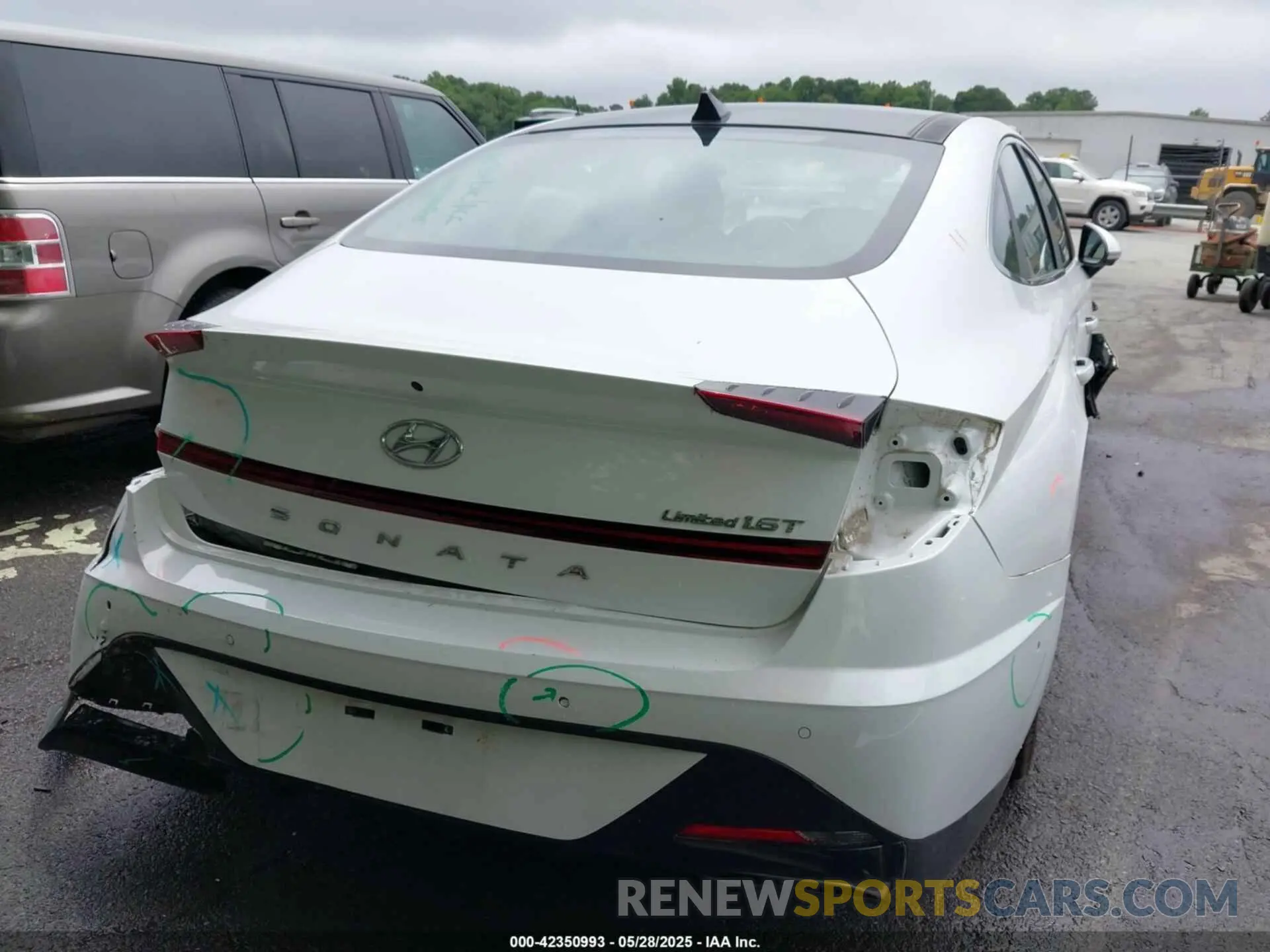 16 fotografías del automóvil dañado 5NPEH4J29MH074774 HYUNDAI SONATA 2021