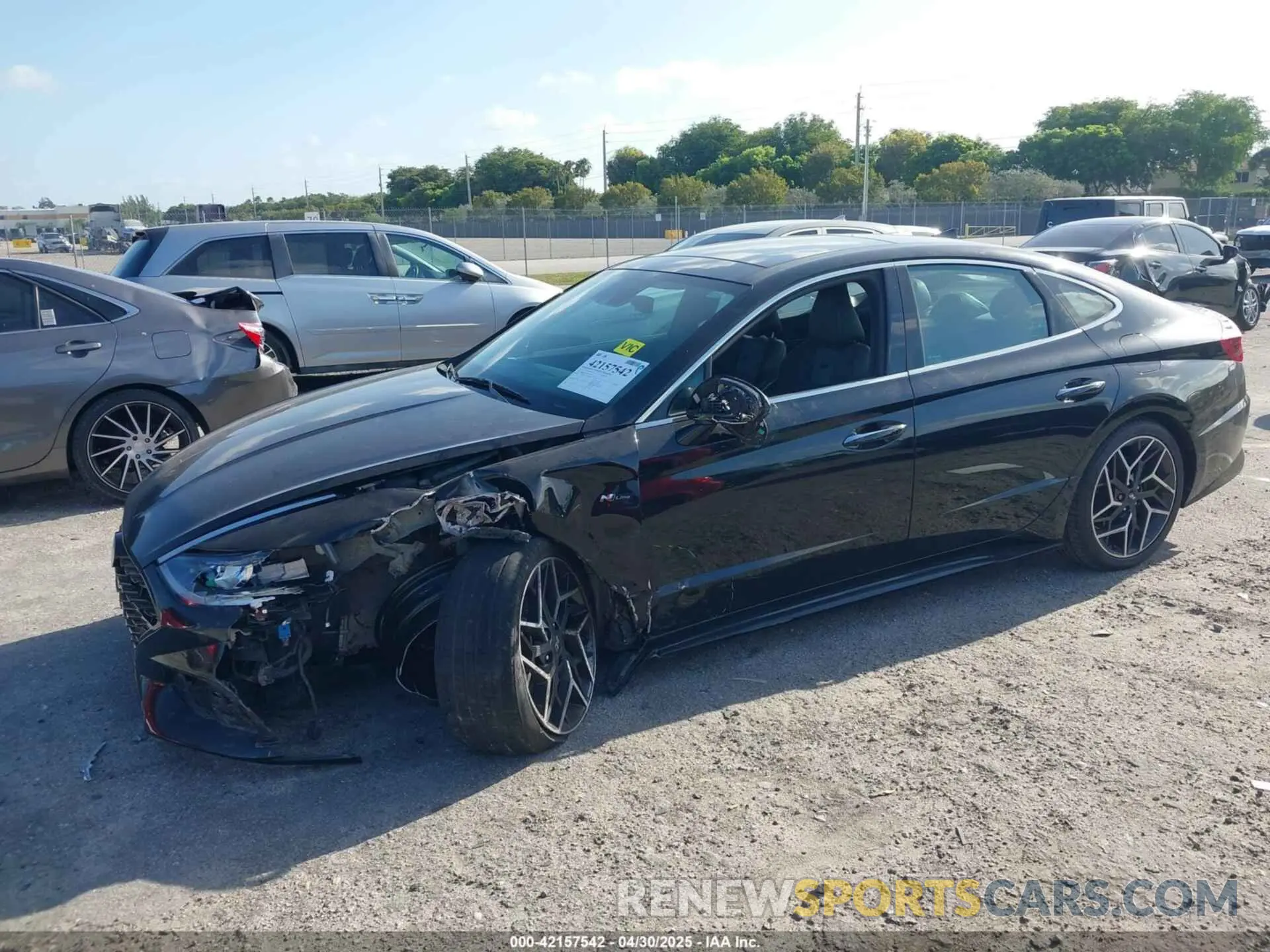 2 fotografías del automóvil dañado 5NPEK4JC2MH108693 HYUNDAI SONATA 2021