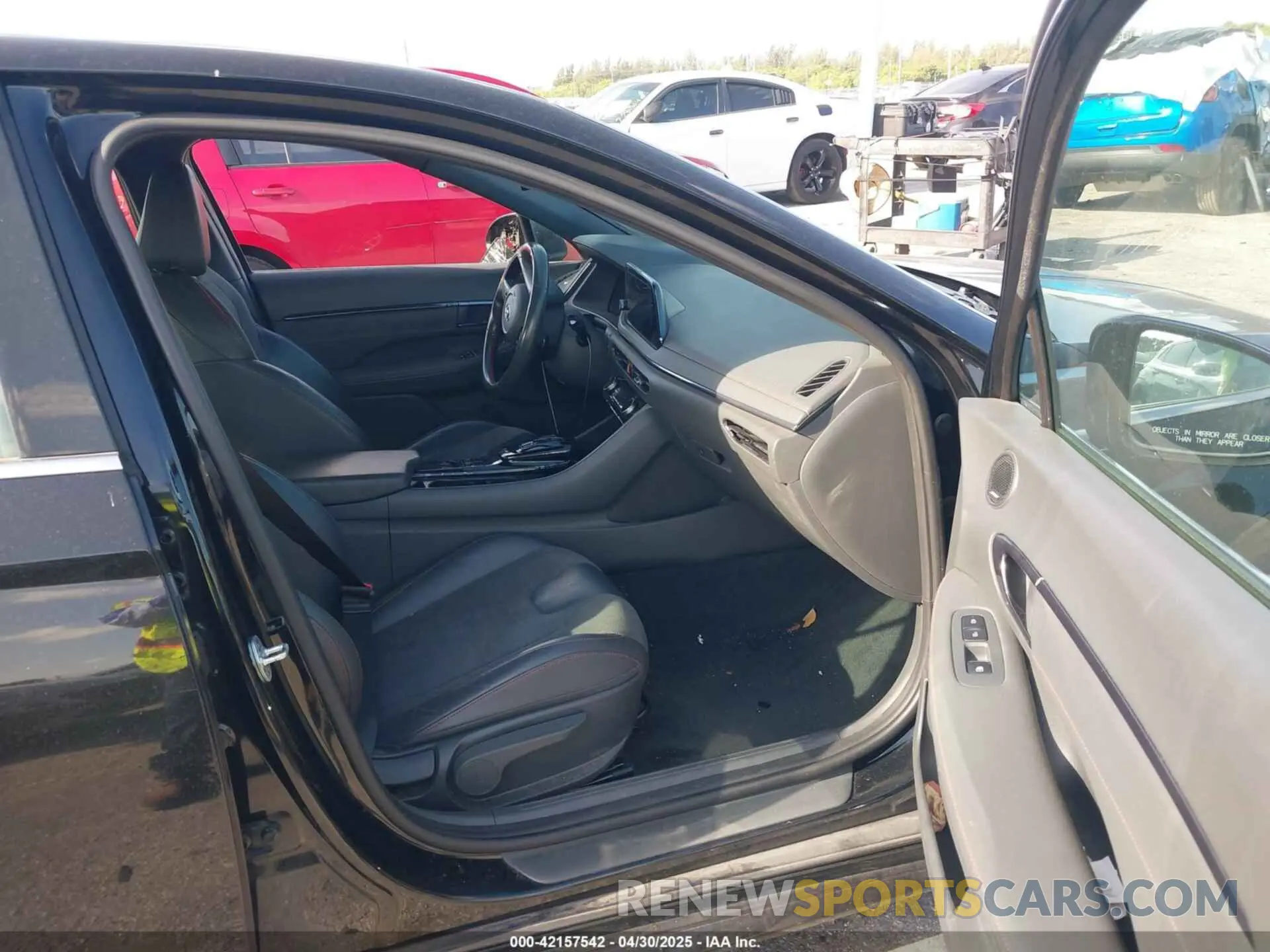 5 fotografías del automóvil dañado 5NPEK4JC2MH108693 HYUNDAI SONATA 2021