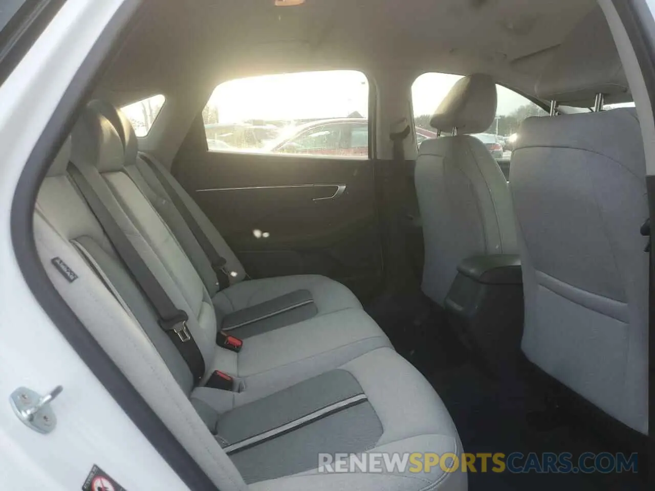 10 fotografías del automóvil dañado 5NPEL4JA1MH097147 HYUNDAI SONATA 2021