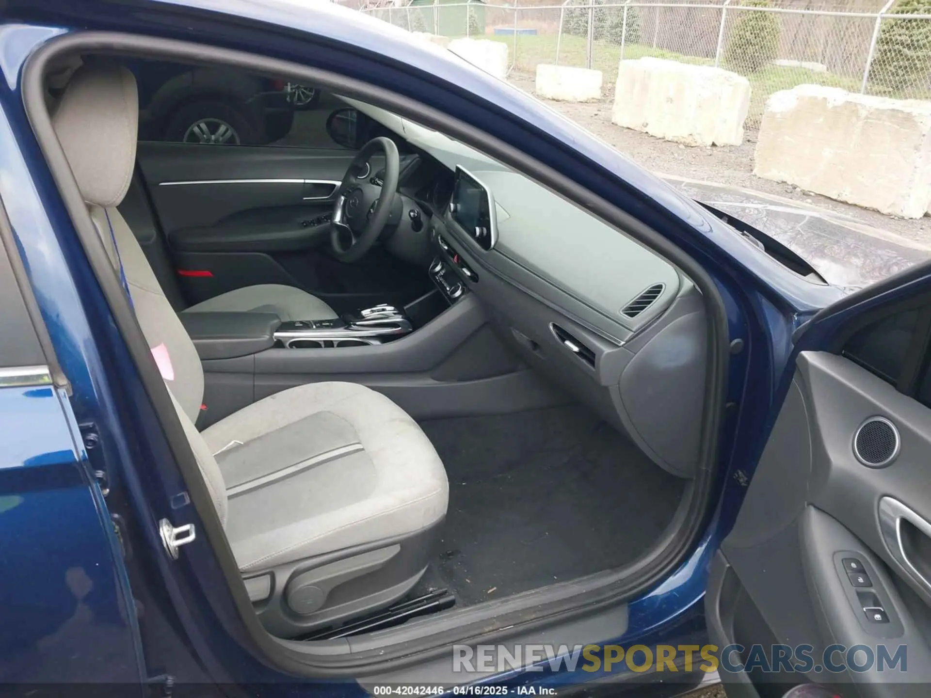 5 fotografías del automóvil dañado 5NPEL4JA2MH083953 HYUNDAI SONATA 2021