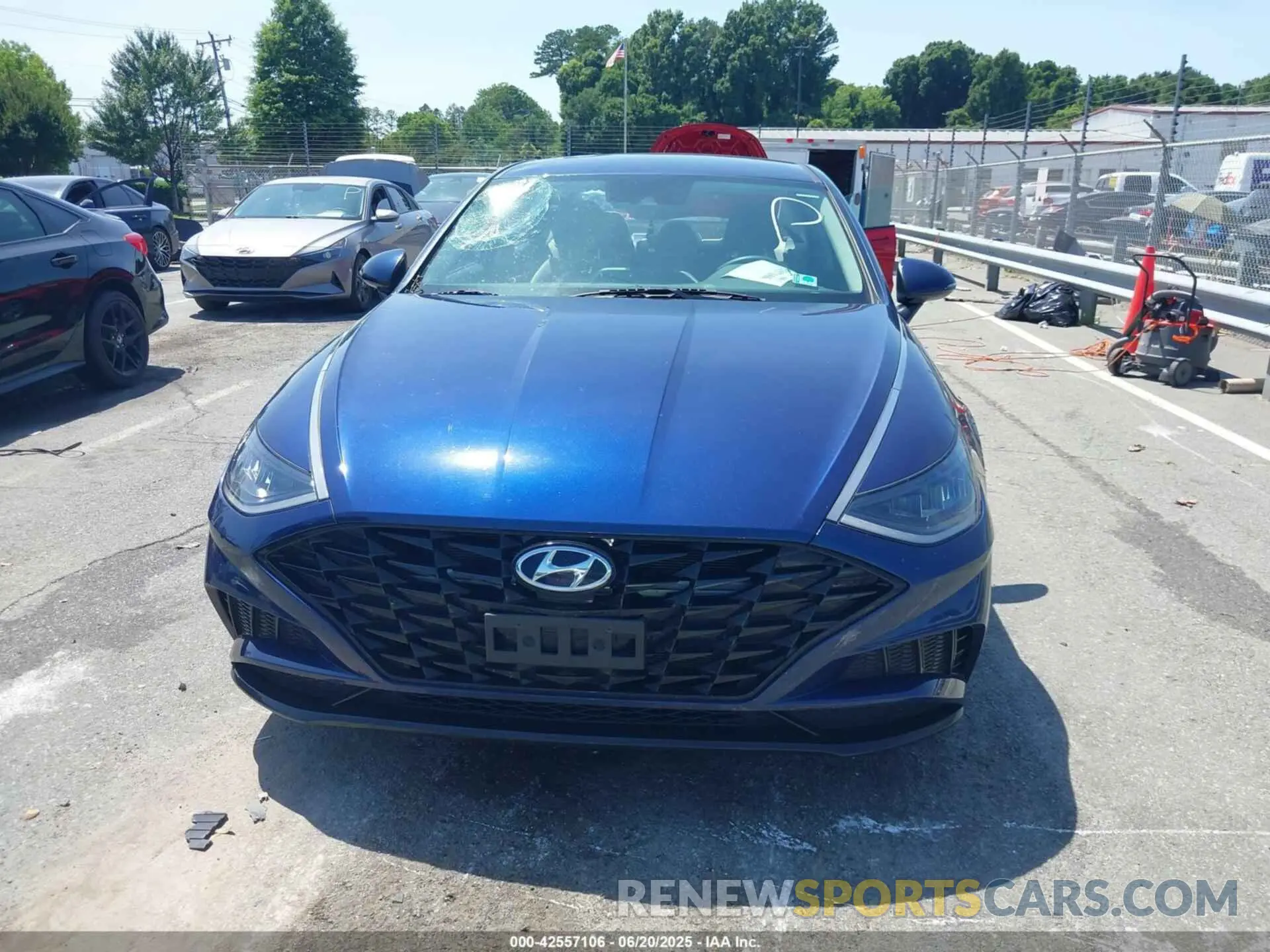 12 fotografías del automóvil dañado 5NPEL4JA8MH096366 HYUNDAI SONATA 2021