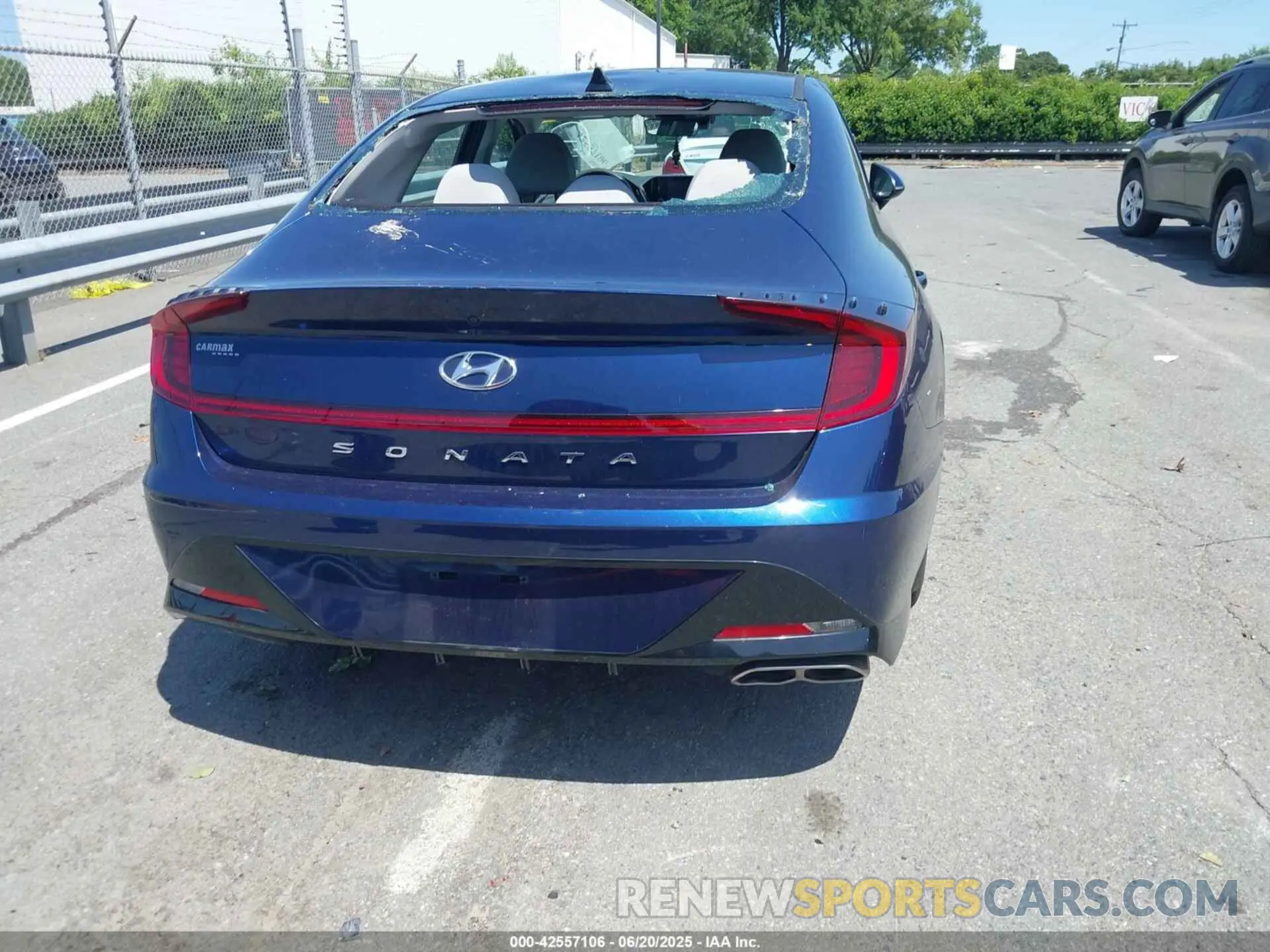 16 fotografías del automóvil dañado 5NPEL4JA8MH096366 HYUNDAI SONATA 2021