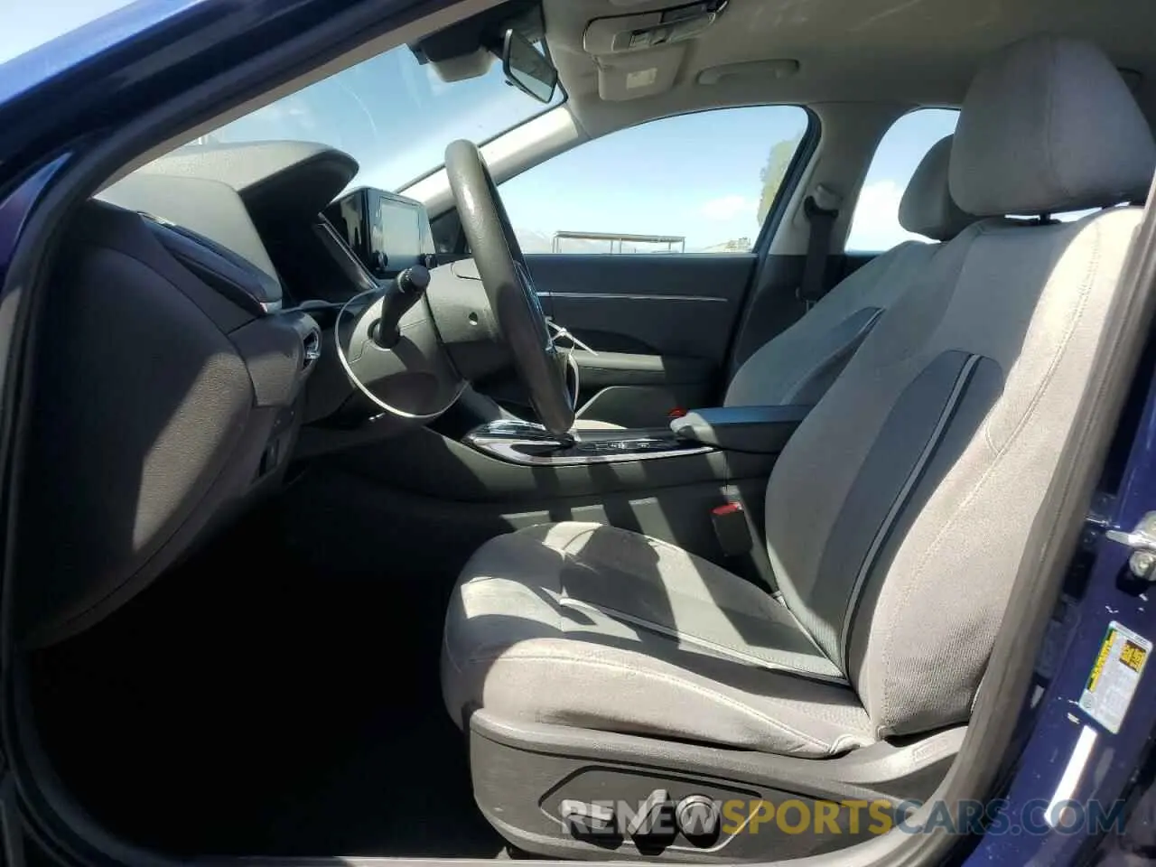 7 fotografías del automóvil dañado 5NPEL4JA9MH129732 HYUNDAI SONATA 2021