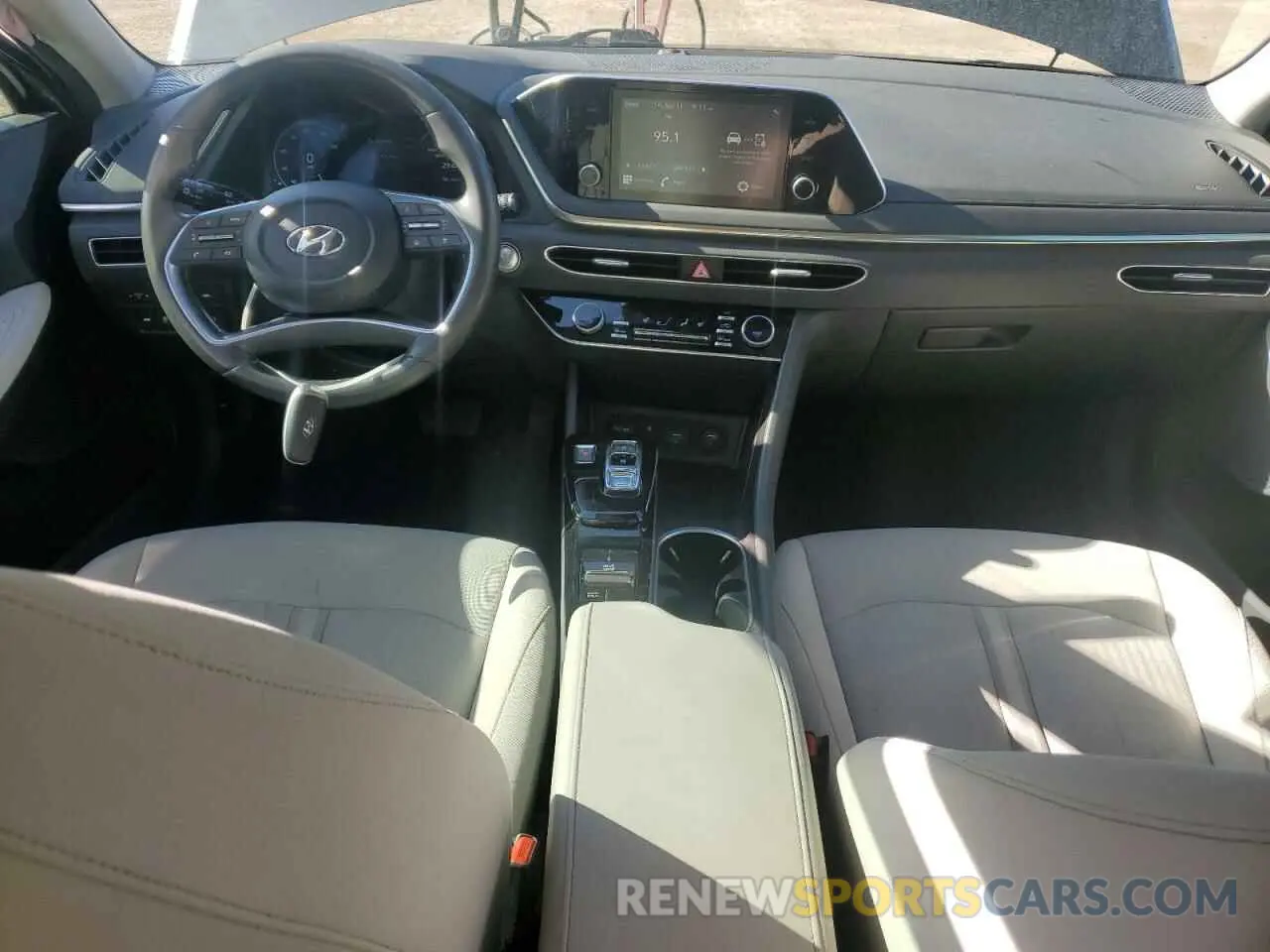 8 fotografías del automóvil dañado KMHL14JA4MA143909 HYUNDAI SONATA 2021
