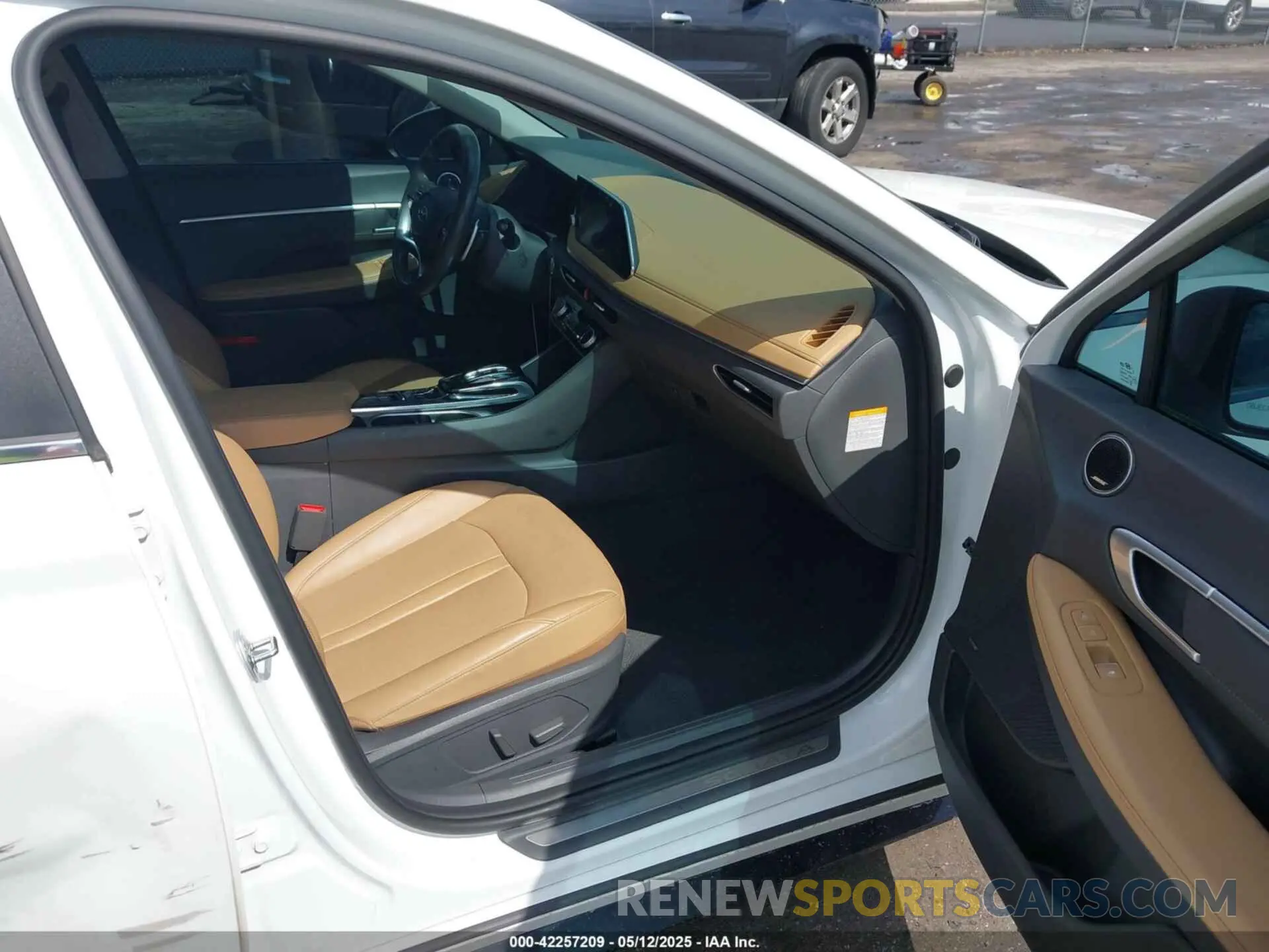 5 fotografías del automóvil dañado KMHL54JJ9MA021955 HYUNDAI SONATA 2021