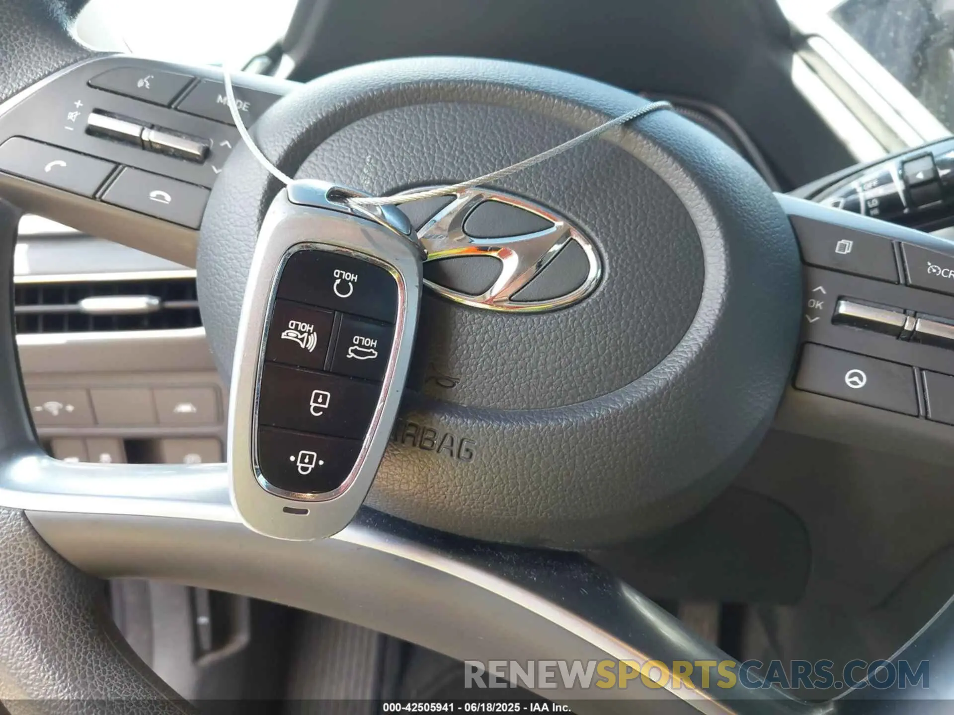11 fotografías del automóvil dañado KMHL64JA3MA147029 HYUNDAI SONATA 2021