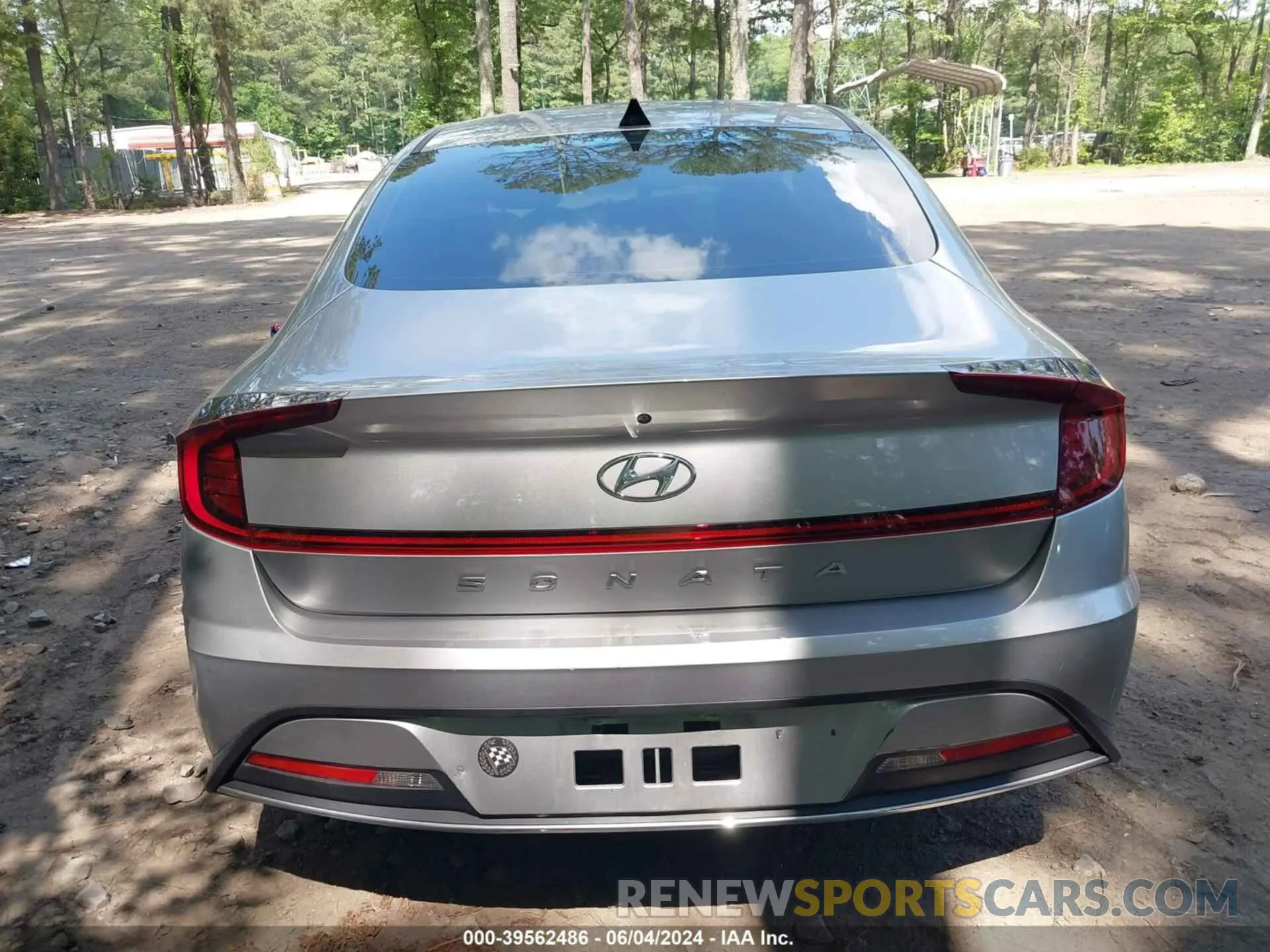 16 fotografías del automóvil dañado 5NPEG4JA2NH146572 HYUNDAI SONATA 2022
