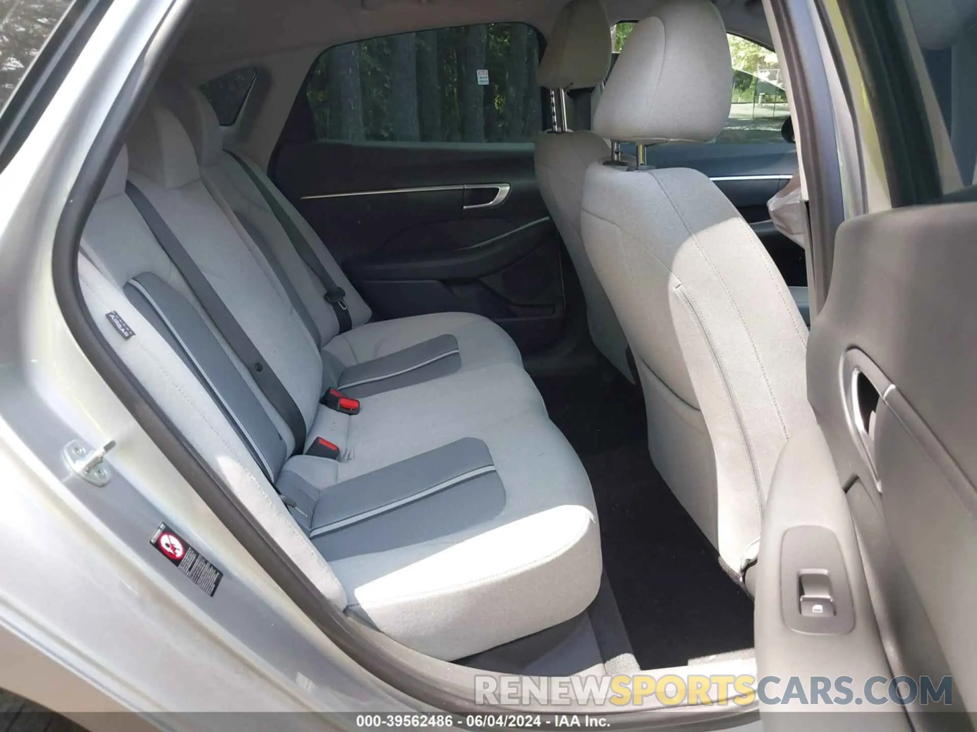 8 fotografías del automóvil dañado 5NPEG4JA2NH146572 HYUNDAI SONATA 2022