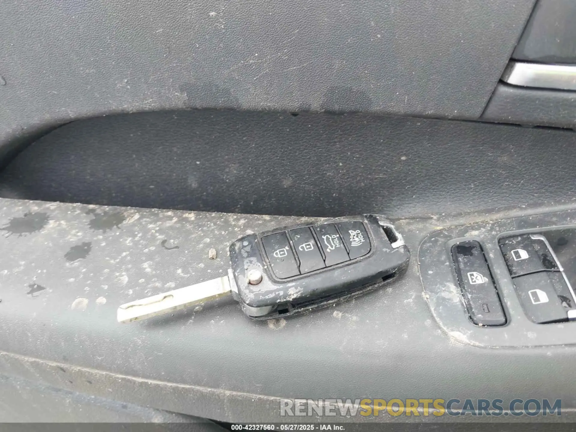11 fotografías del automóvil dañado 5NPEG4JA5NH136148 HYUNDAI SONATA 2022