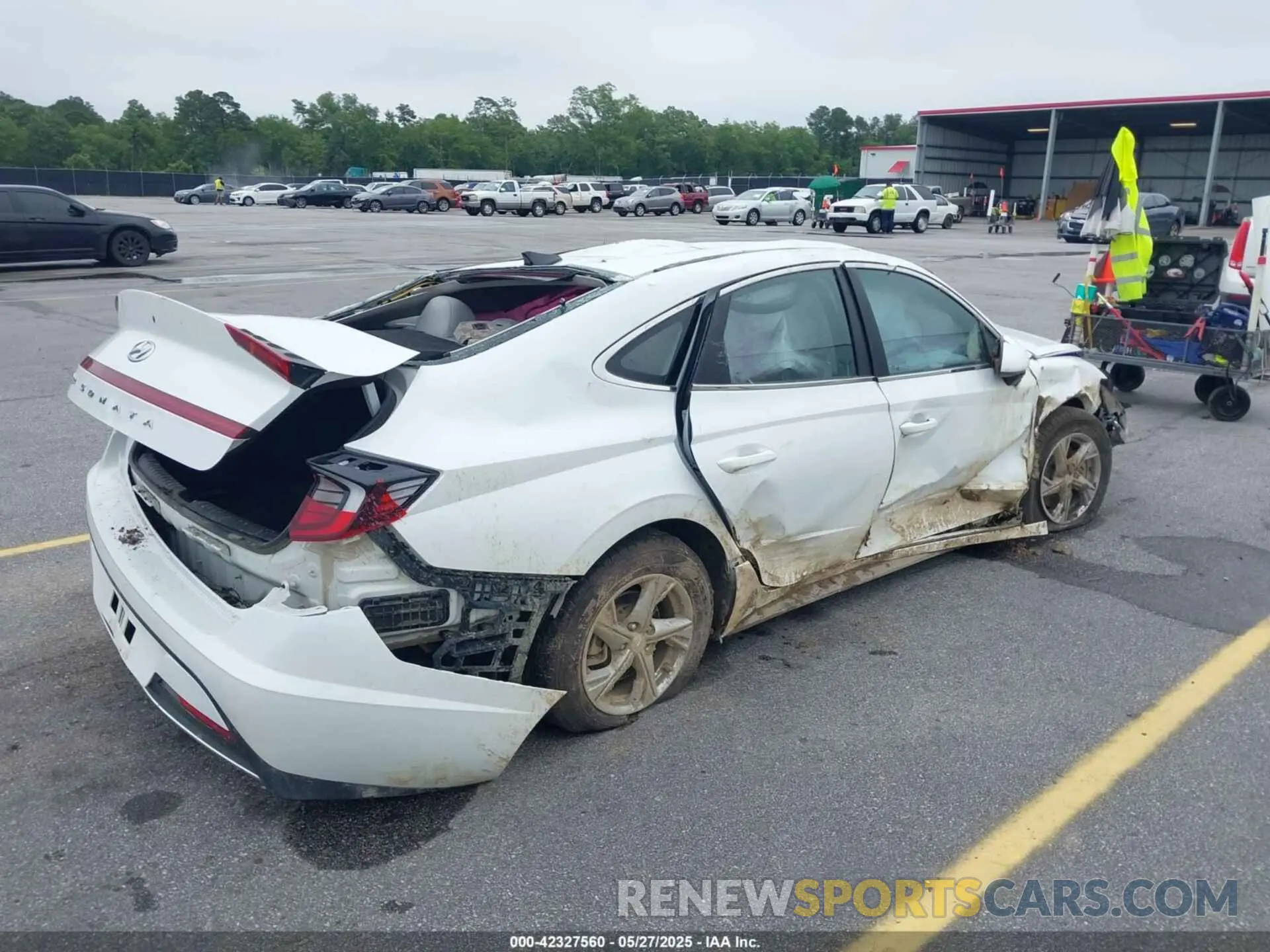 4 fotografías del automóvil dañado 5NPEG4JA5NH136148 HYUNDAI SONATA 2022