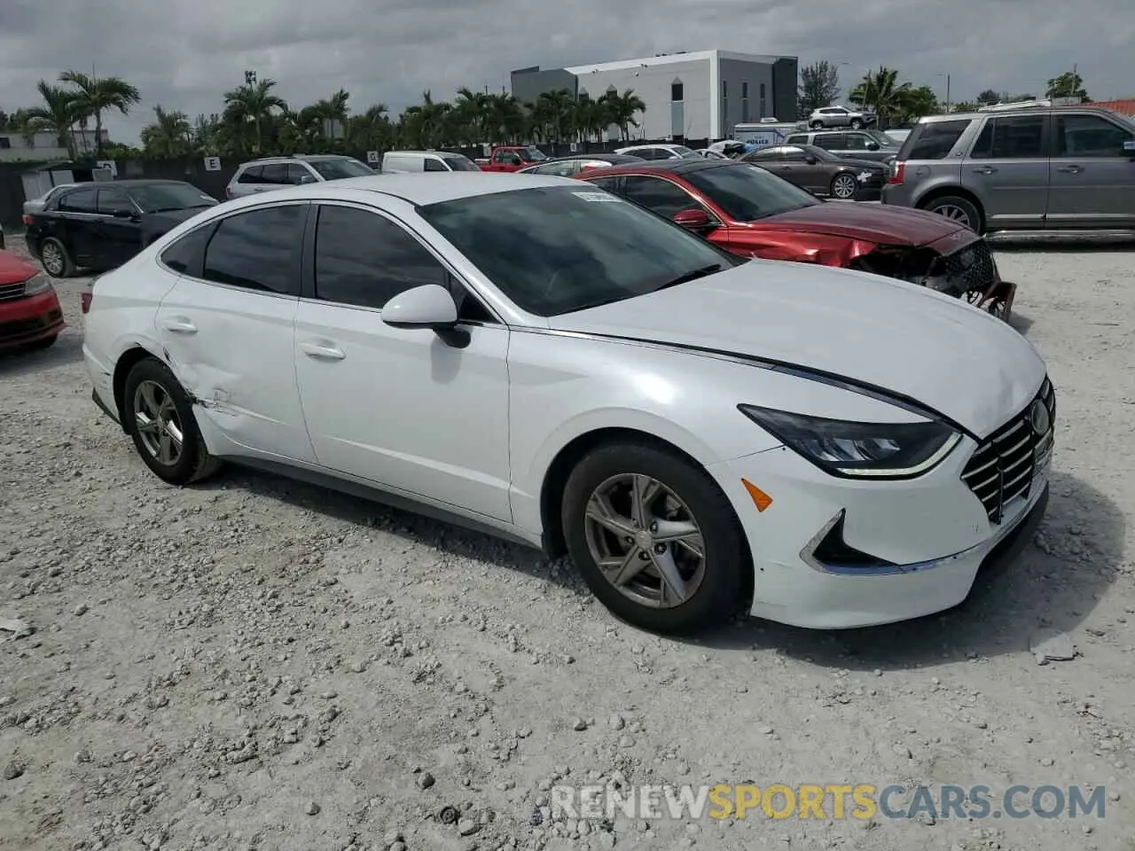 4 fotografías del automóvil dañado 5NPEG4JA7NH133316 HYUNDAI SONATA 2022