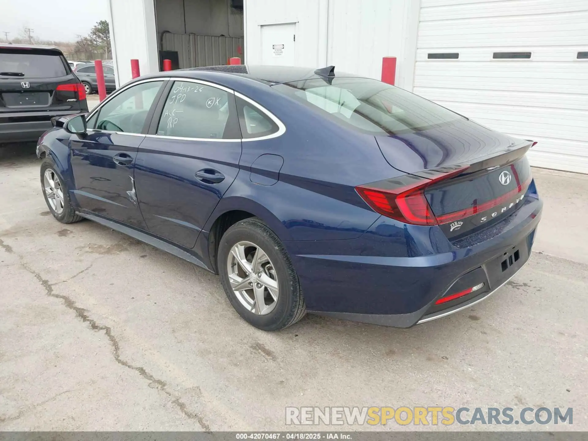3 fotografías del automóvil dañado 5NPEG4JA8NH143630 HYUNDAI SONATA 2022