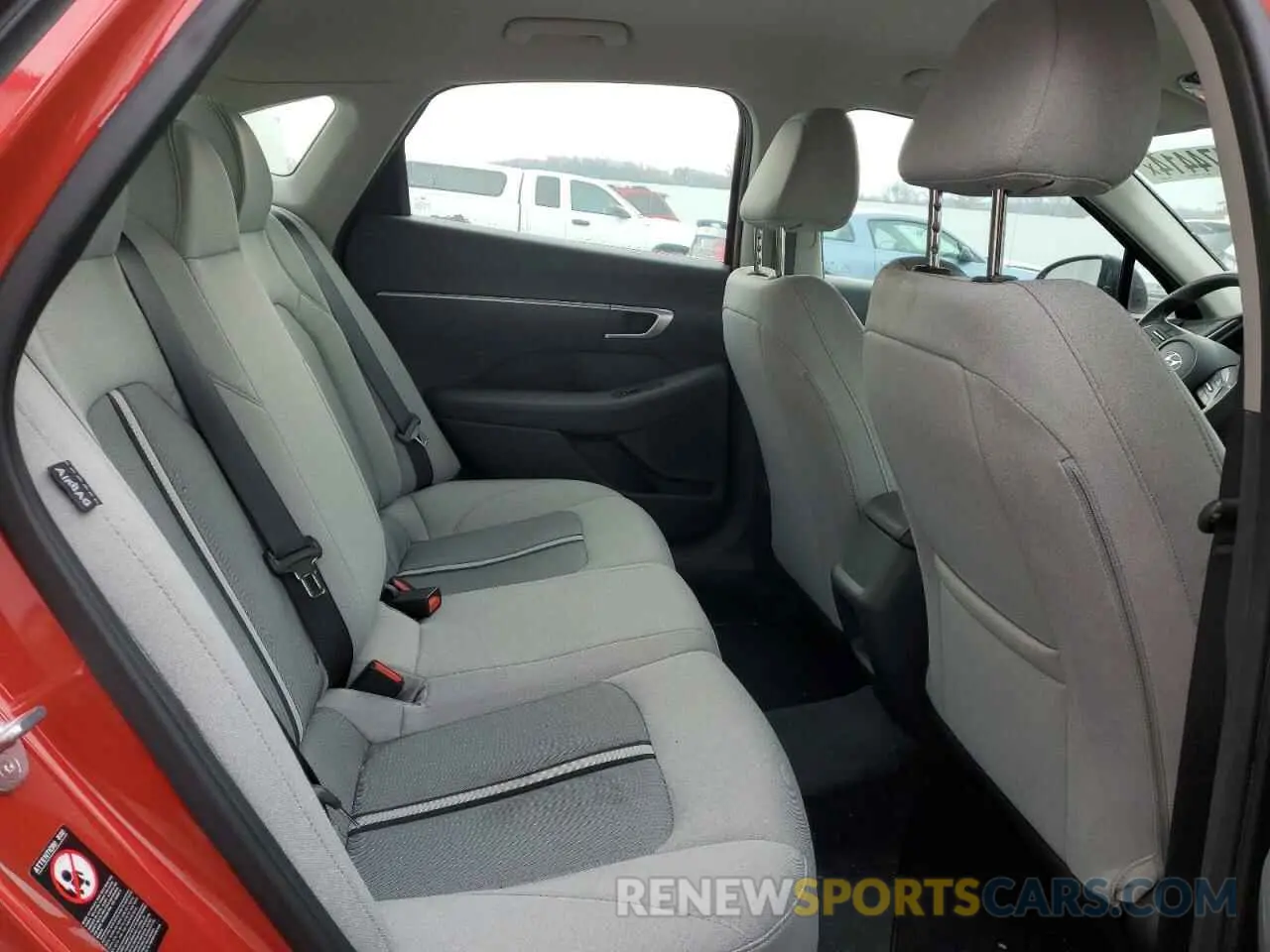 10 fotografías del automóvil dañado 5NPEG4JA8NH146043 HYUNDAI SONATA 2022