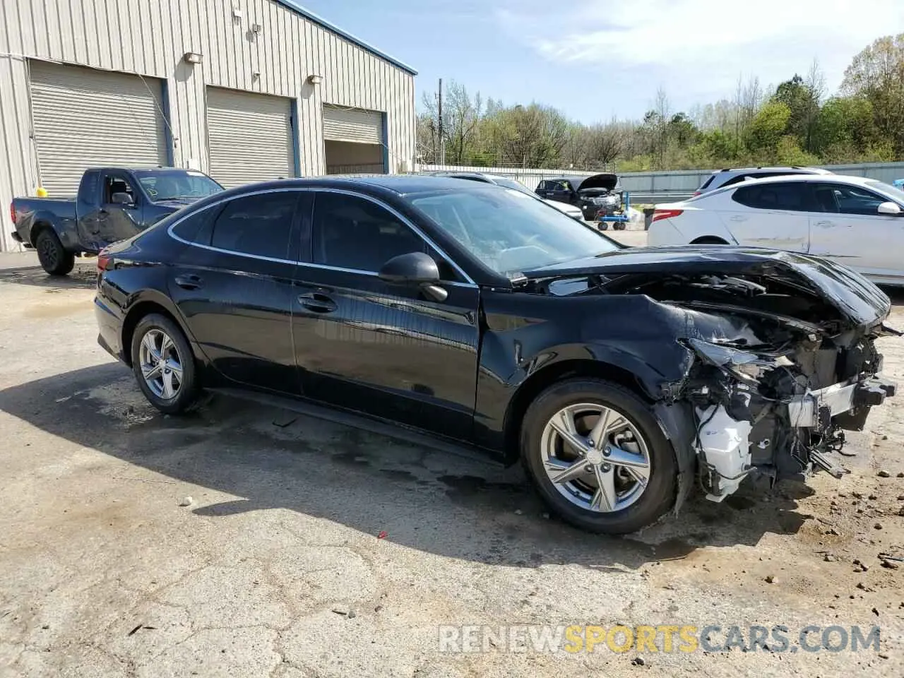 4 fotografías del automóvil dañado 5NPEG4JA9NH135231 HYUNDAI SONATA 2022