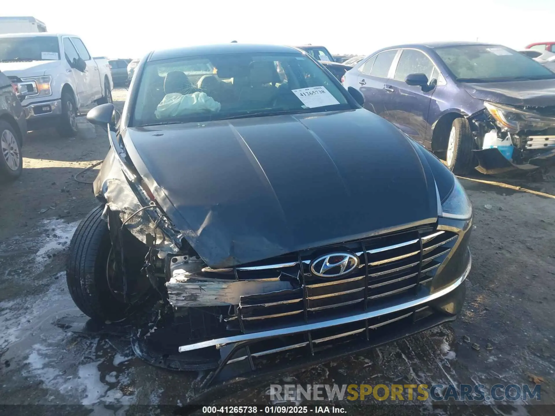 11 fotografías del automóvil dañado 5NPEG4JA9NH143121 HYUNDAI SONATA 2022