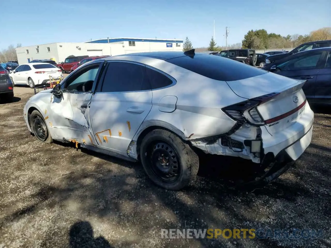2 fotografías del automóvil dañado 5NPEJ4J21NH136674 HYUNDAI SONATA 2022