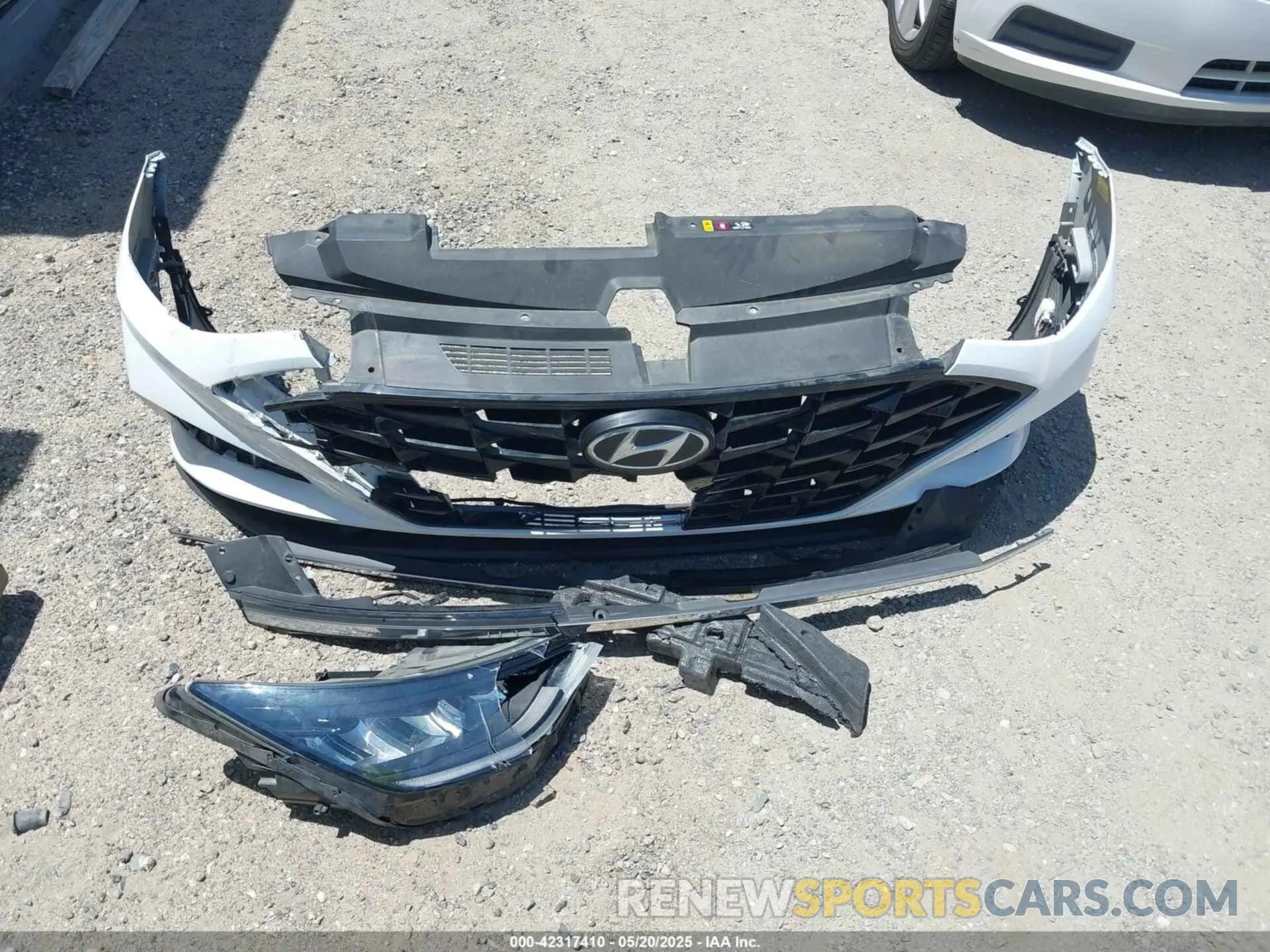 12 fotografías del automóvil dañado 5NPEJ4J23NH137129 HYUNDAI SONATA 2022