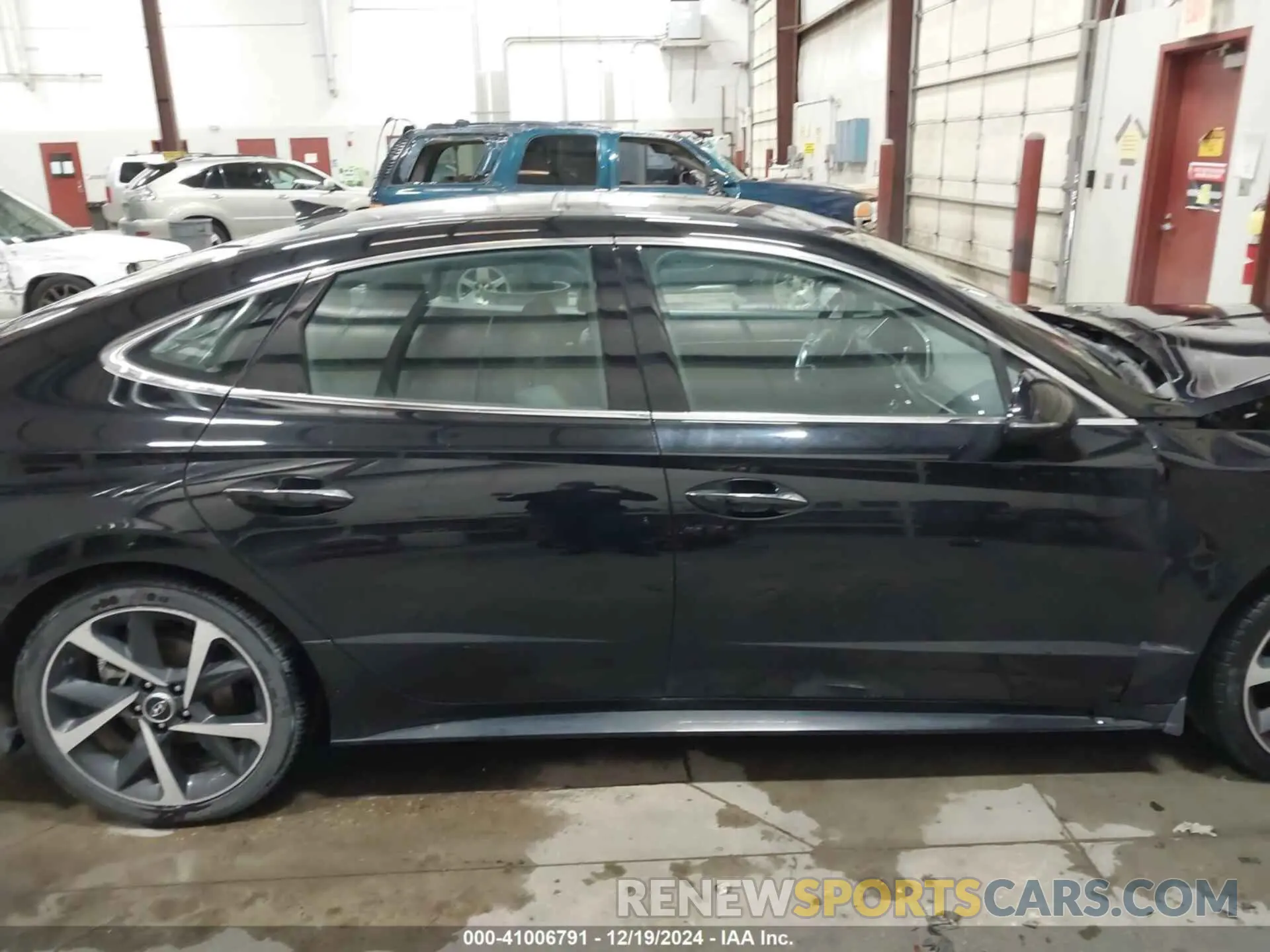 12 fotografías del automóvil dañado 5NPEJ4J27NH133844 HYUNDAI SONATA 2022