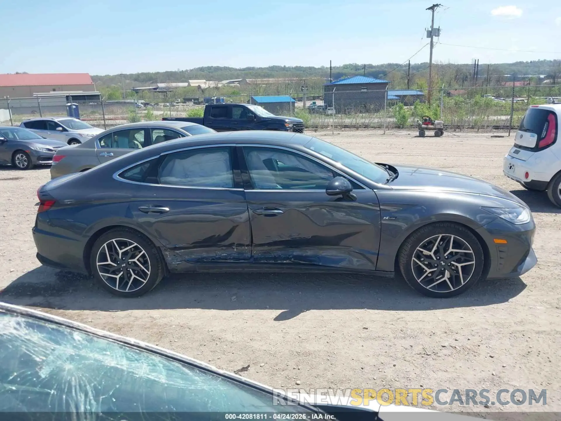 13 fotografías del automóvil dañado 5NPEK4JC7NH149497 HYUNDAI SONATA 2022