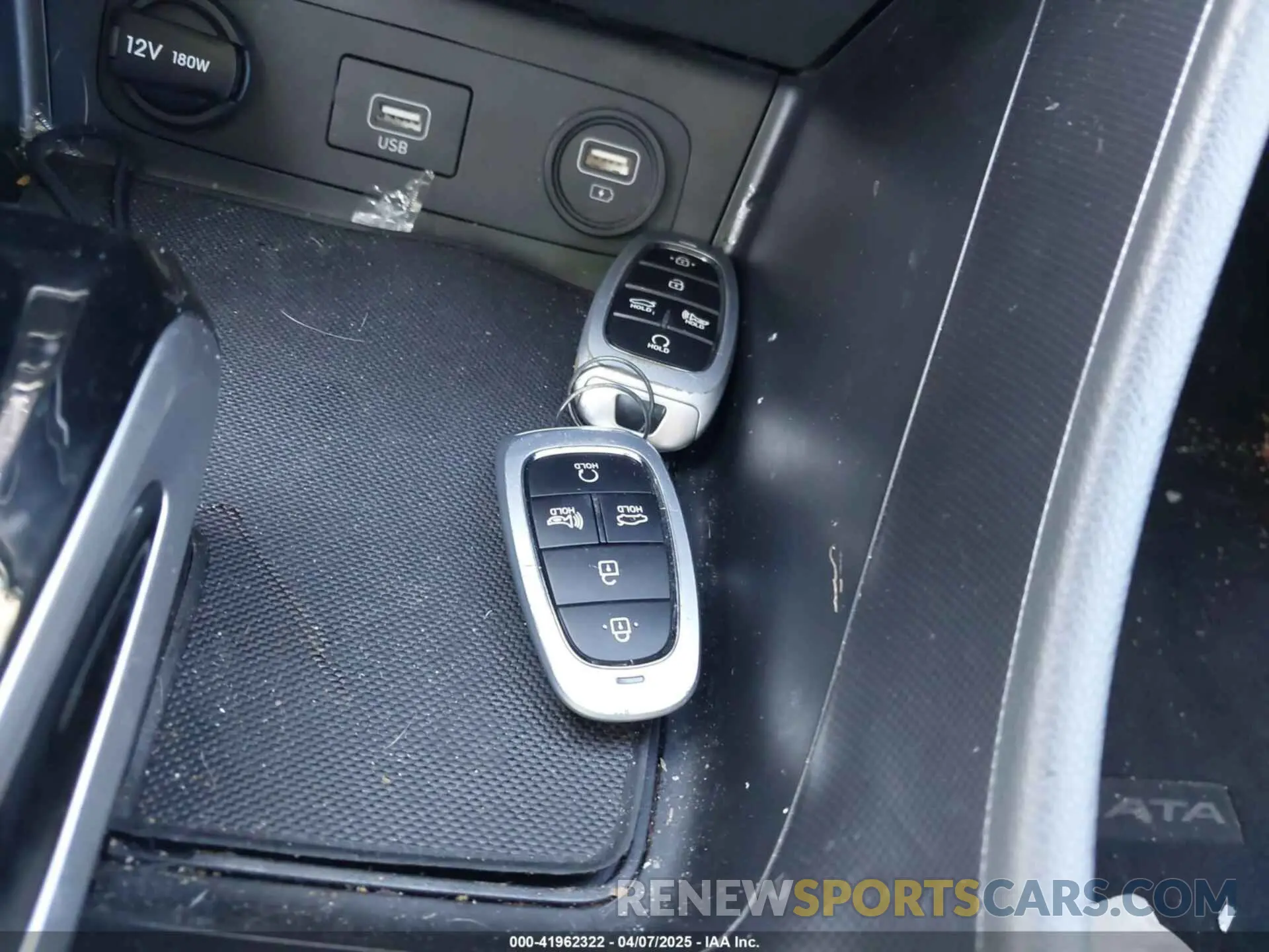 11 fotografías del automóvil dañado KMHL64JA7NA243232 HYUNDAI SONATA 2022