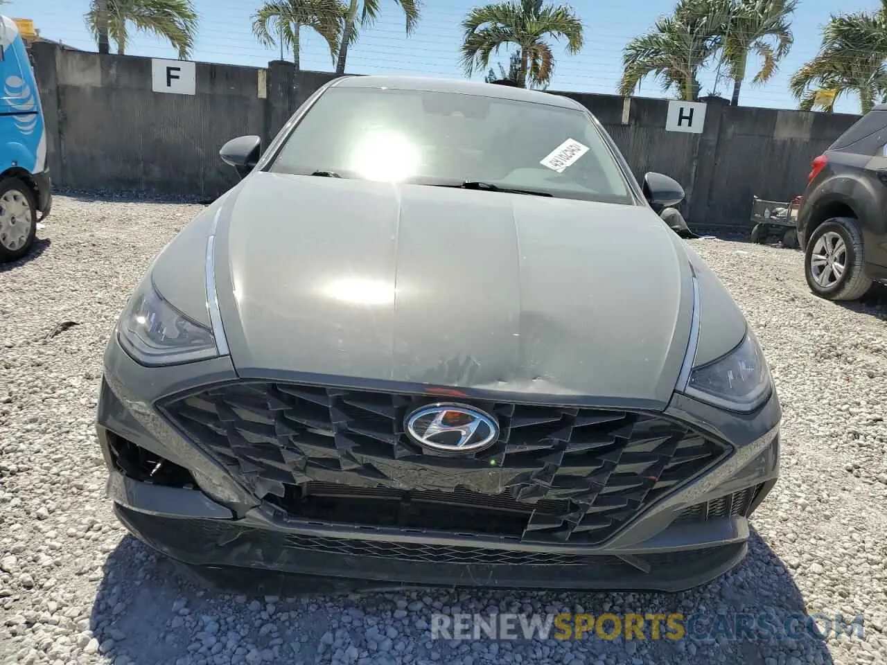 5 fotografías del automóvil dañado KMHL64JA8NA220221 HYUNDAI SONATA 2022