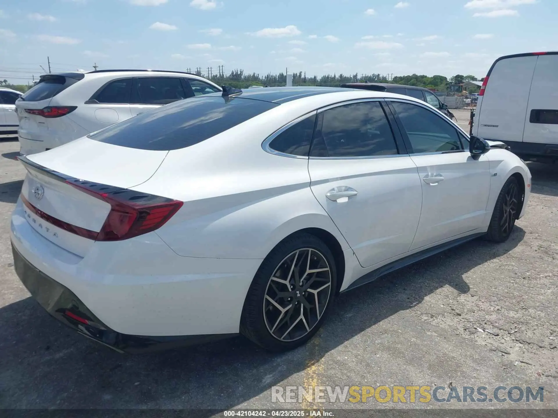 4 fotografías del automóvil dañado KMHL14JC8PA306230 HYUNDAI SONATA 2023