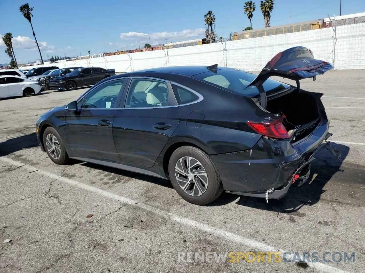 2 fotografías del automóvil dañado KMHL24JJ6PA081656 HYUNDAI SONATA 2023