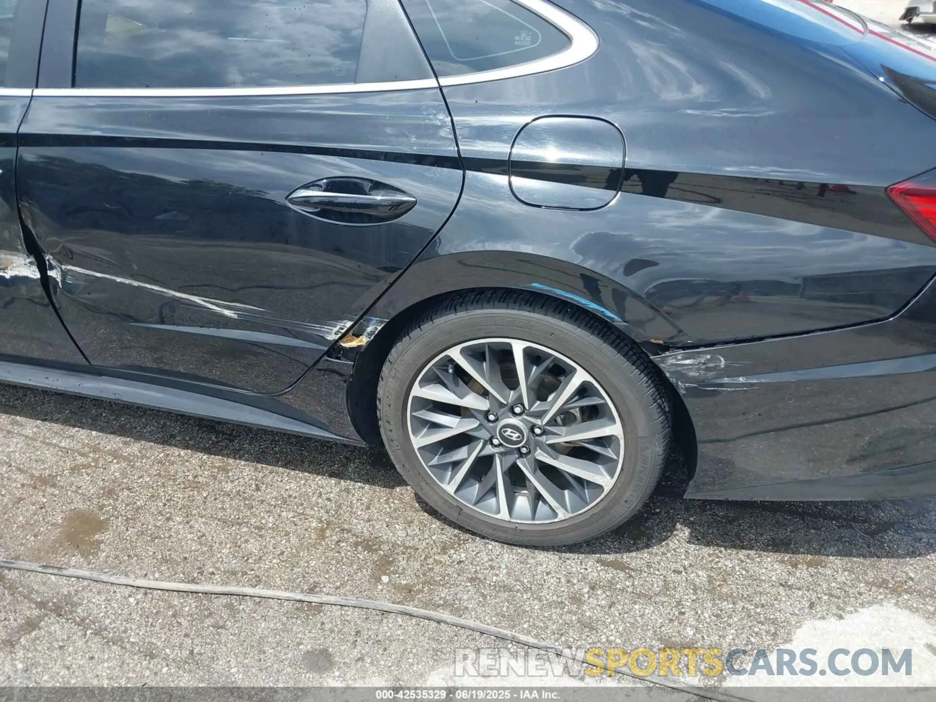 17 fotografías del automóvil dañado KMHL34J29PA330750 HYUNDAI SONATA 2023