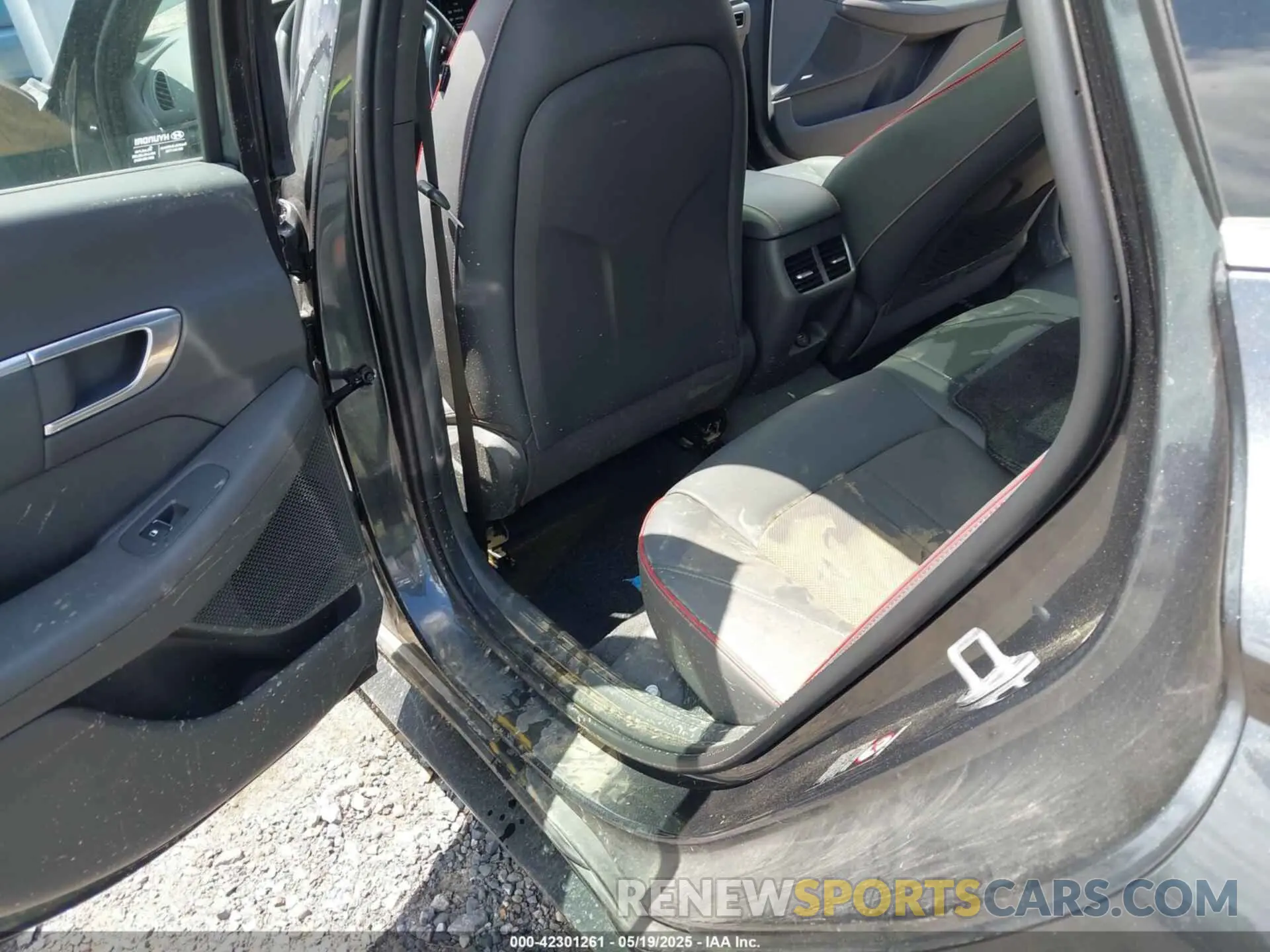 14 fotografías del automóvil dañado KMHL44J23PA252401 HYUNDAI SONATA 2023