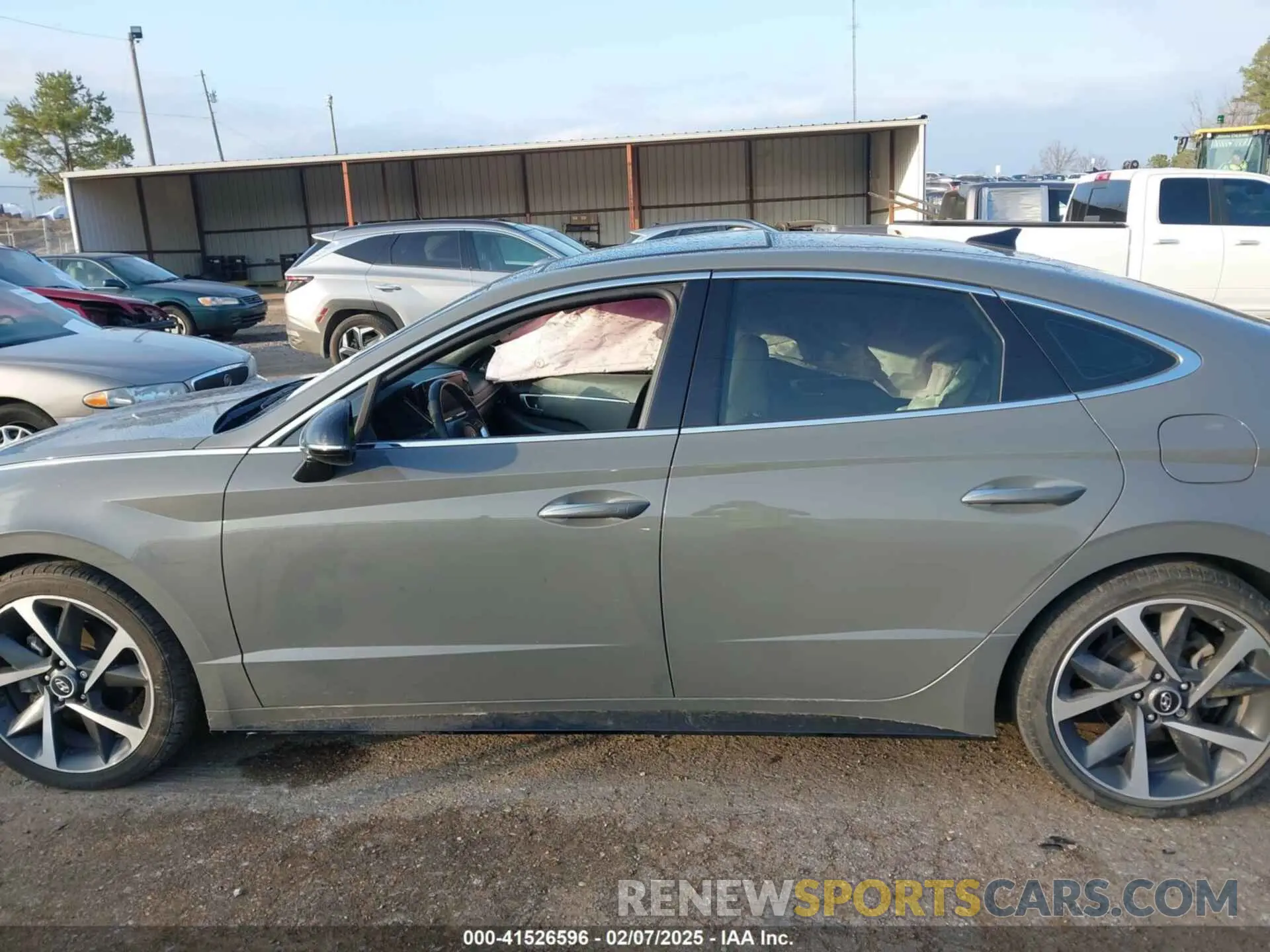 15 fotografías del automóvil dañado KMHL44J25PA276957 HYUNDAI SONATA 2023