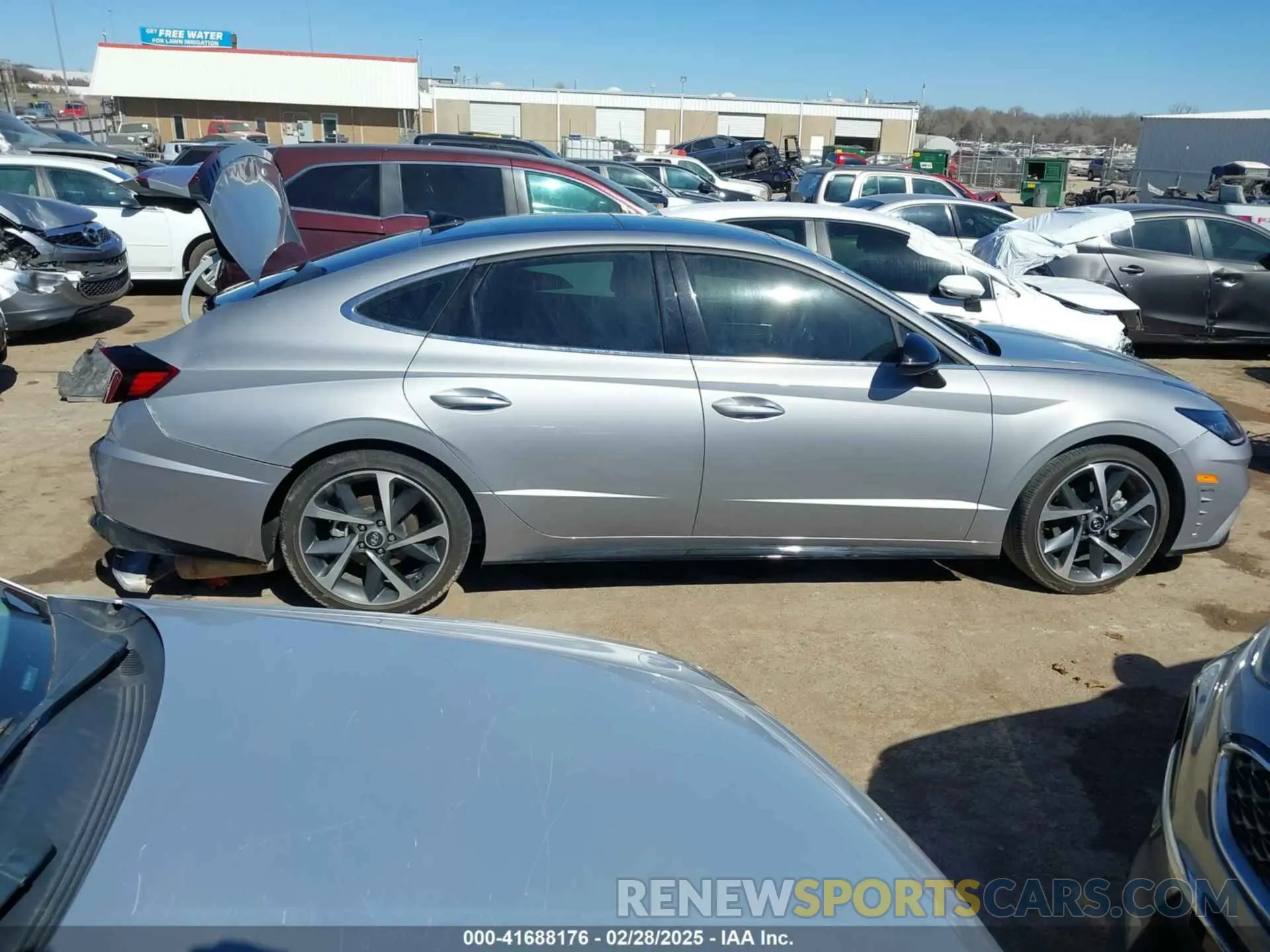 13 fotografías del automóvil dañado KMHL44J27PA263823 HYUNDAI SONATA 2023