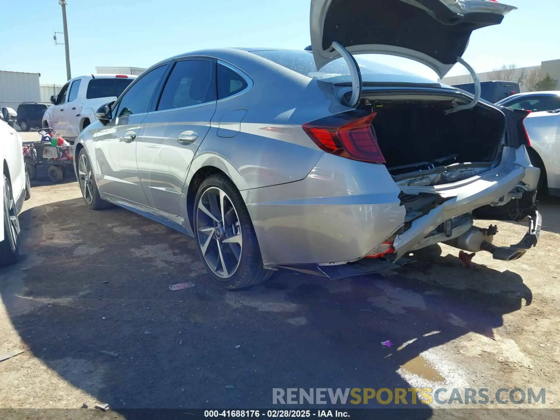 3 fotografías del automóvil dañado KMHL44J27PA263823 HYUNDAI SONATA 2023