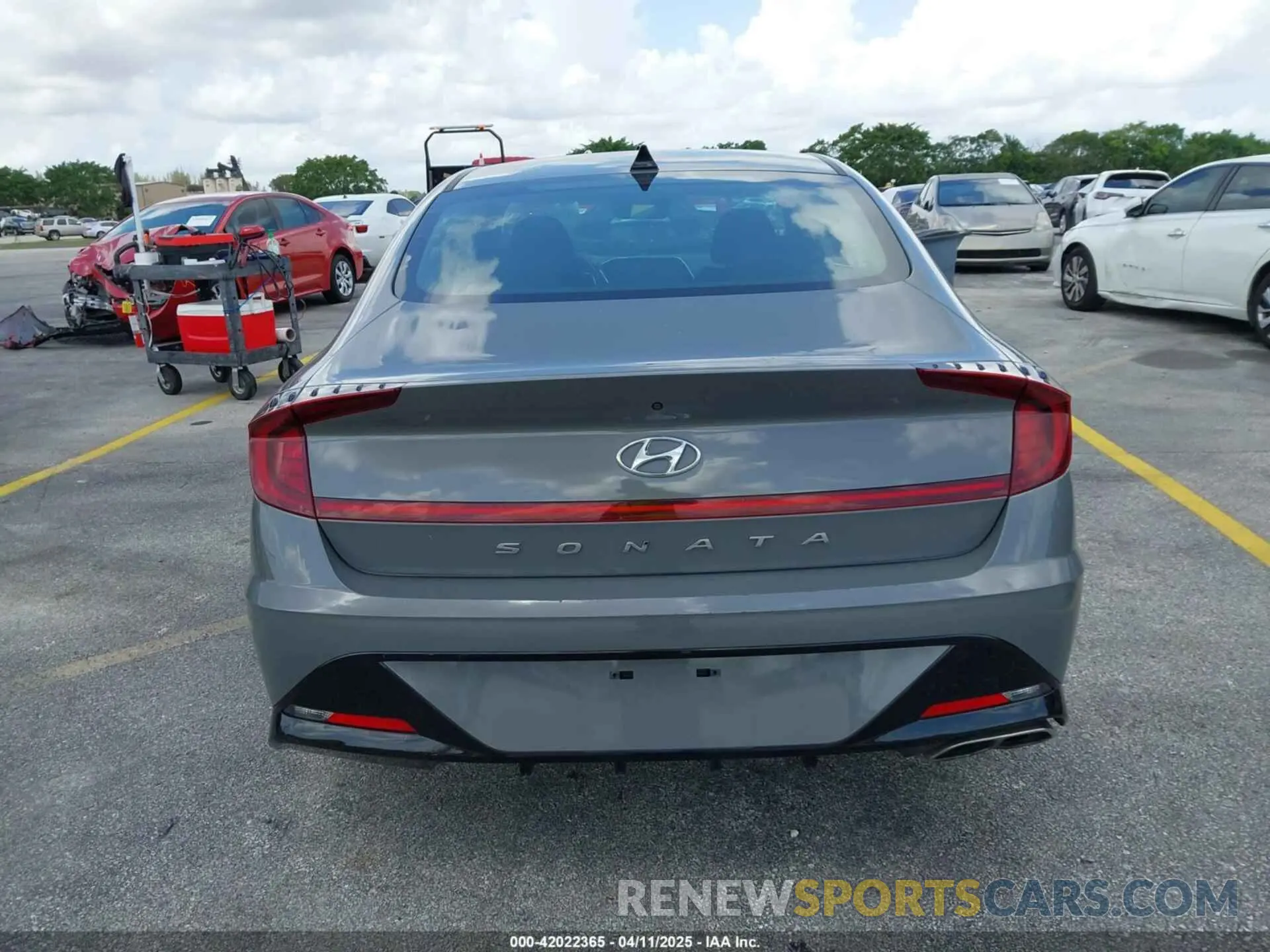 17 fotografías del automóvil dañado KMHL64JA0PA270047 HYUNDAI SONATA 2023