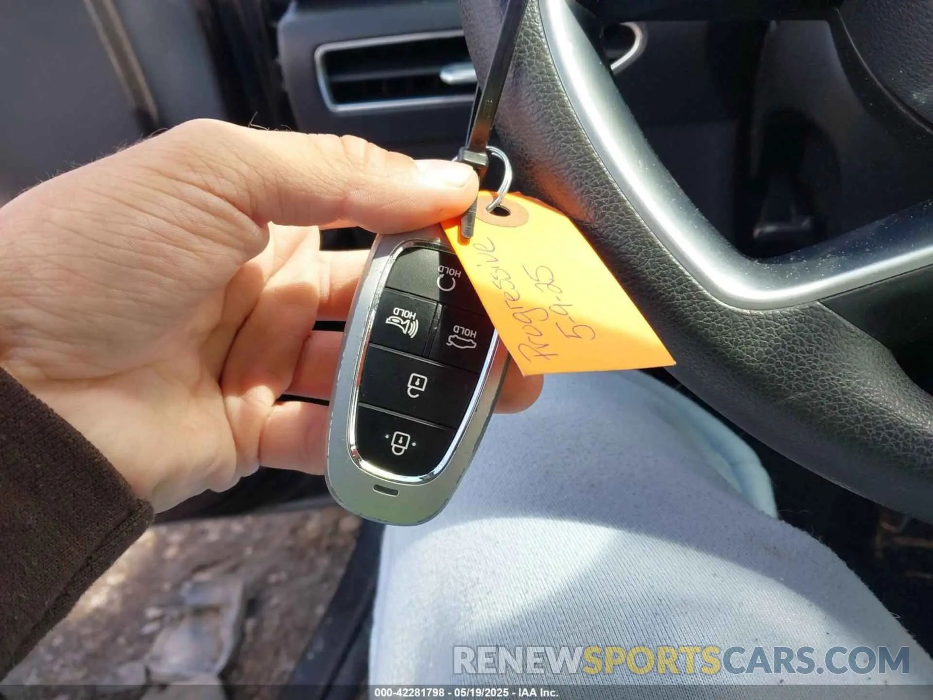 11 fotografías del automóvil dañado KMHL64JA1PA259977 HYUNDAI SONATA 2023