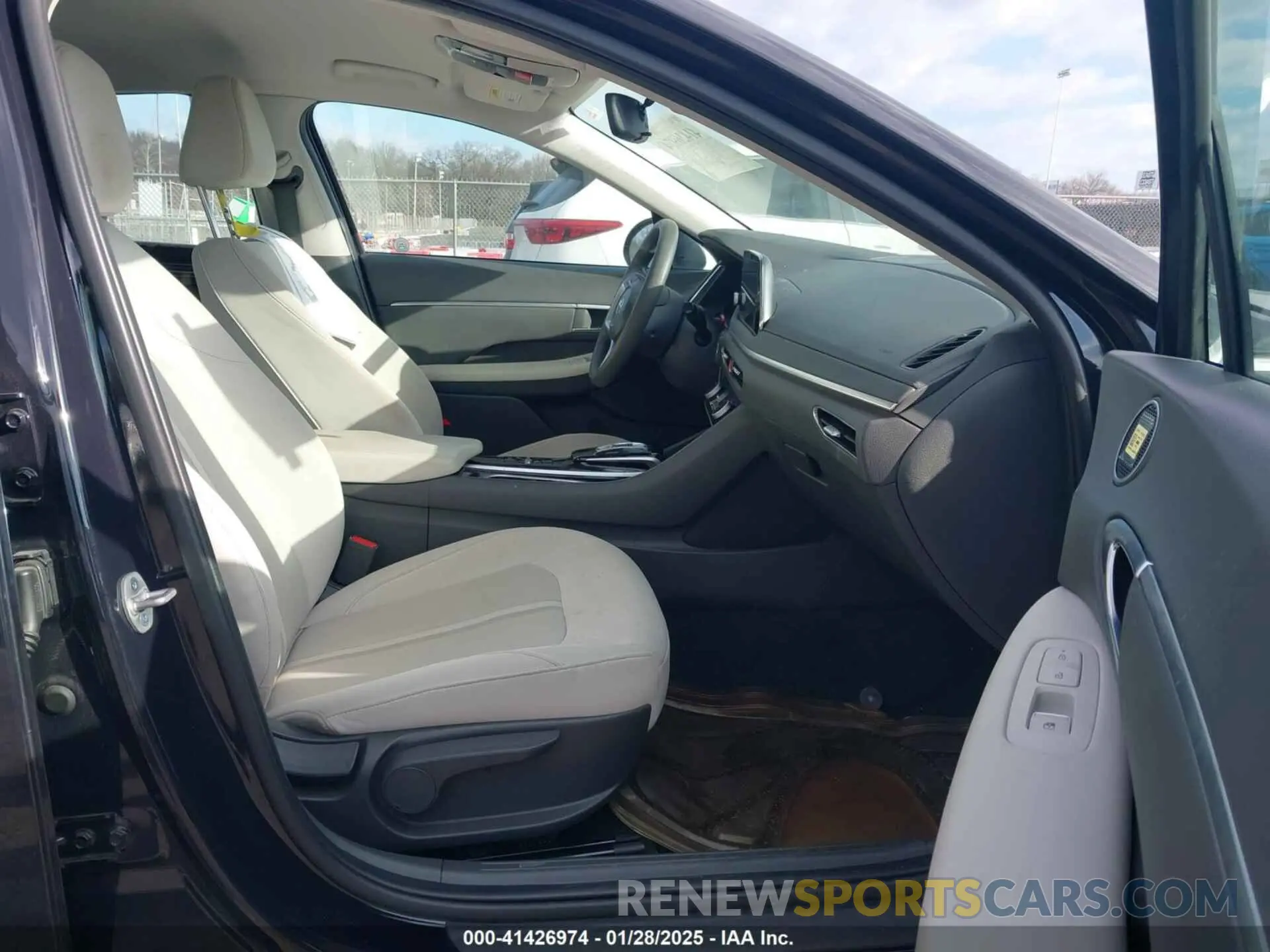 5 fotografías del automóvil dañado KMHL64JA1PA275970 HYUNDAI SONATA 2023