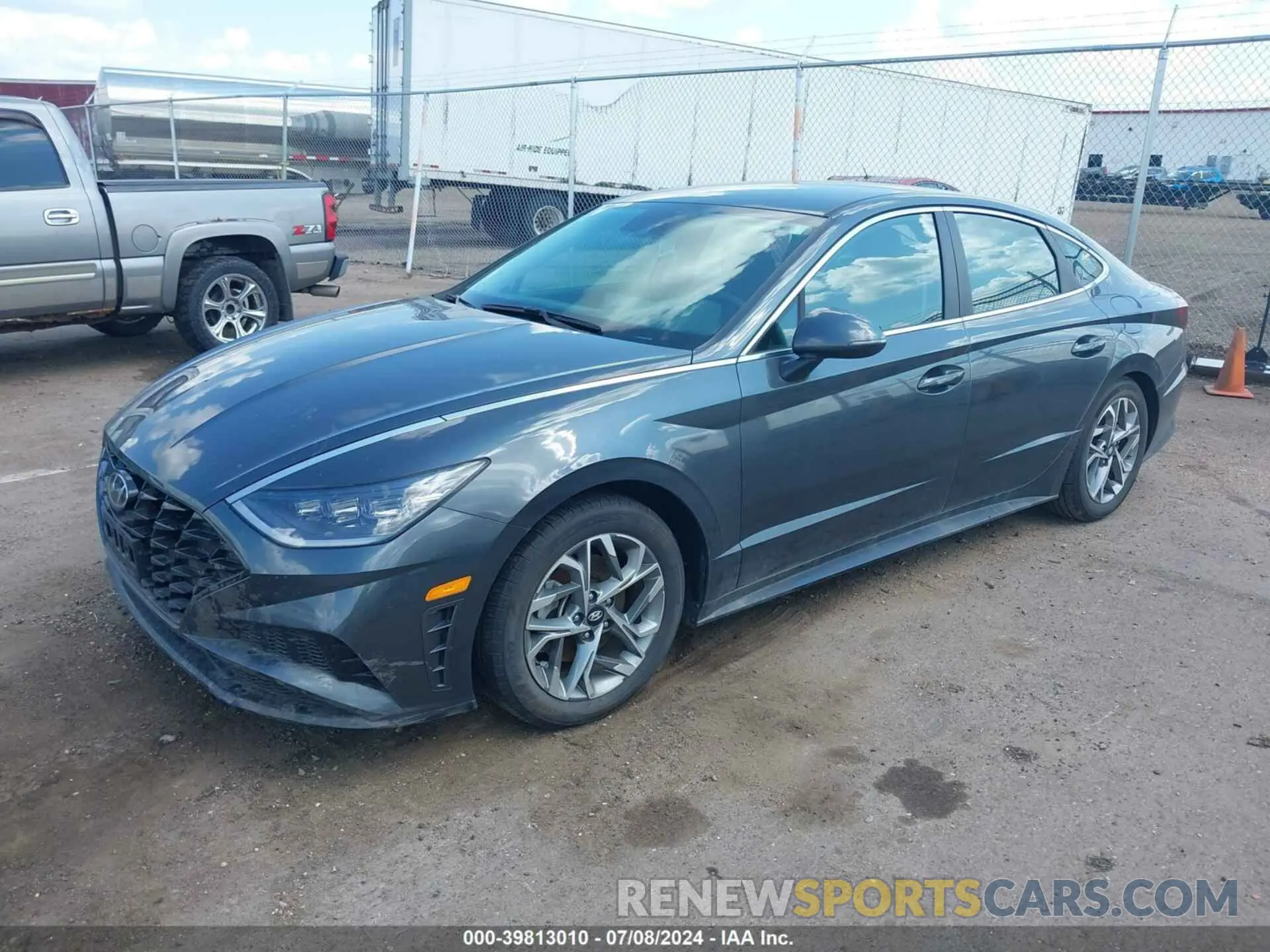 2 fotografías del automóvil dañado KMHL64JA2PA319703 HYUNDAI SONATA 2023
