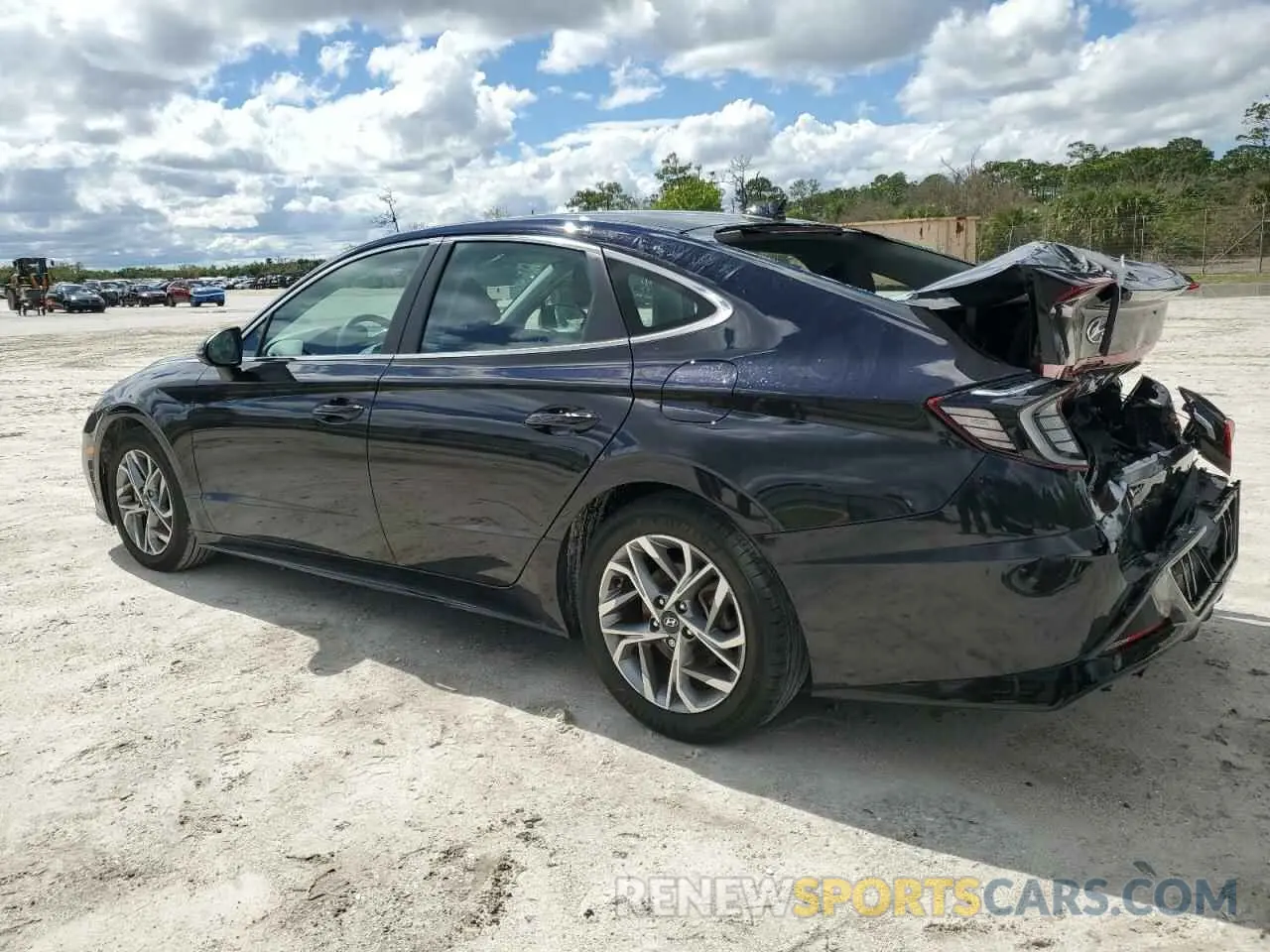 2 fotografías del automóvil dañado KMHL64JA2PA322360 HYUNDAI SONATA 2023