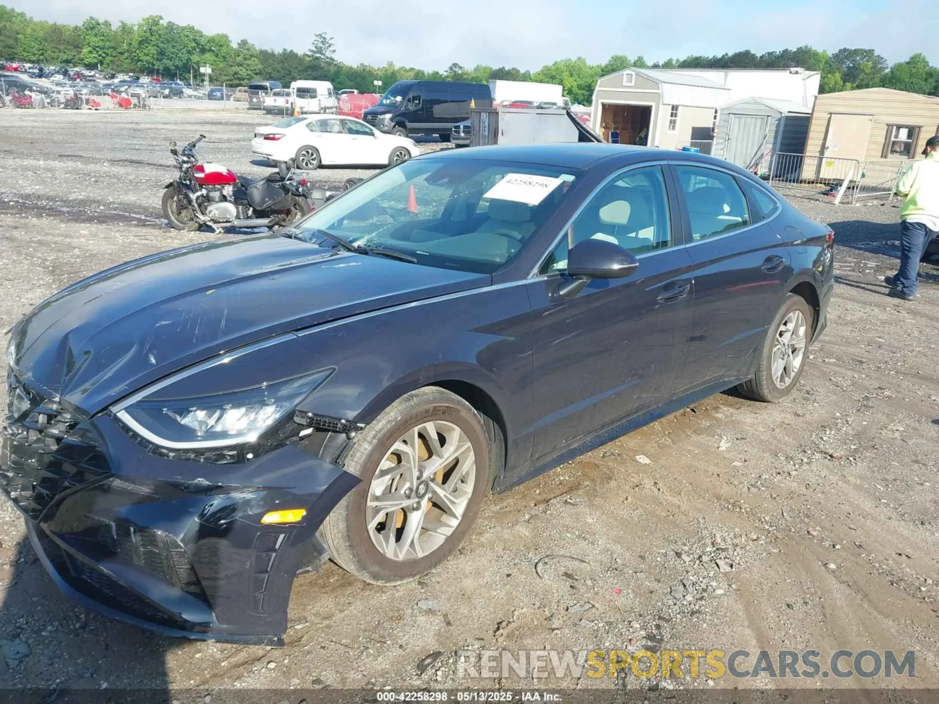 2 fotografías del automóvil dañado KMHL64JA3PA287926 HYUNDAI SONATA 2023